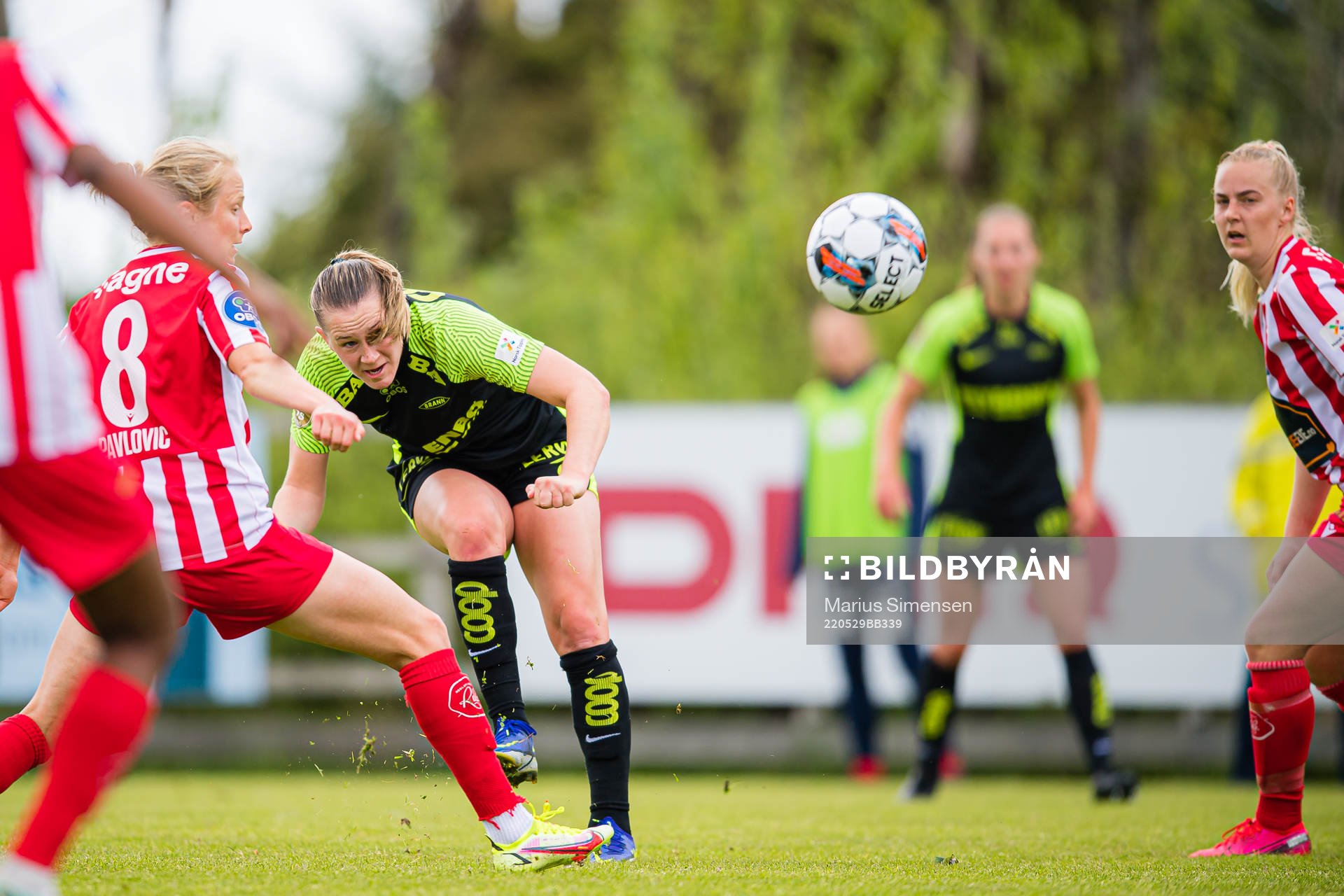 Elisabeth Terland of Brann scores the 1-1 goal