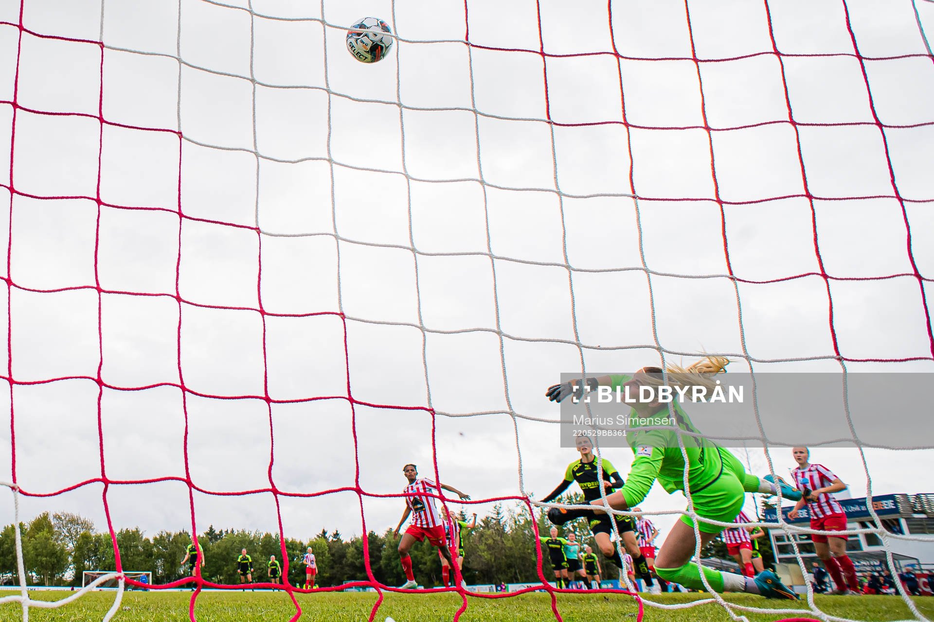 Elisabeth Terland of Brann scores the 1-1 goal