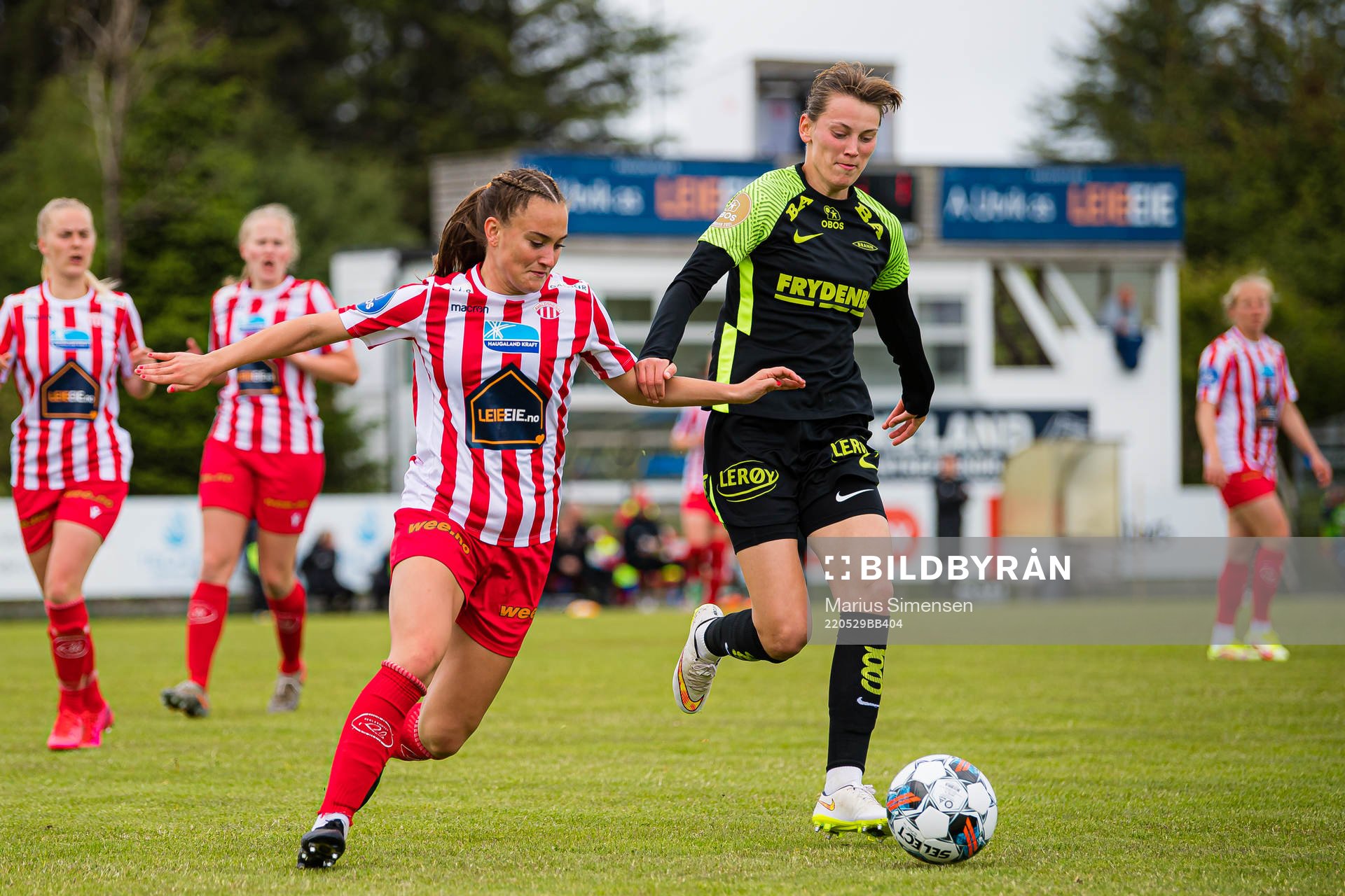 Selma Løvås of Avaldnes and Rakel Engesvik of Brann during the Toppserien football match between Avaldsnes and Brann on May 29, 2022 in Karmøy.