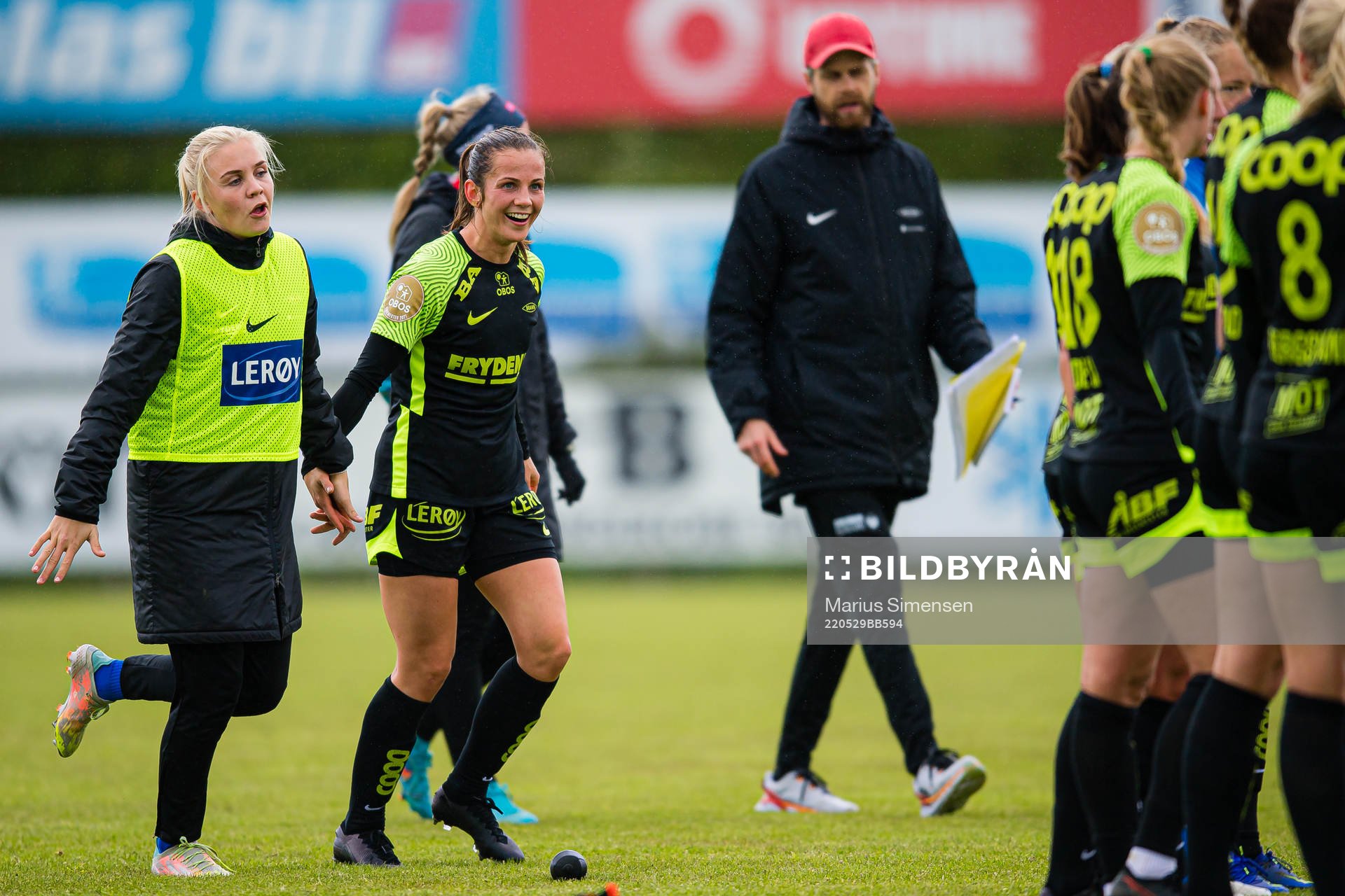 Hanne Larsen and Tuva Hansen of Brann