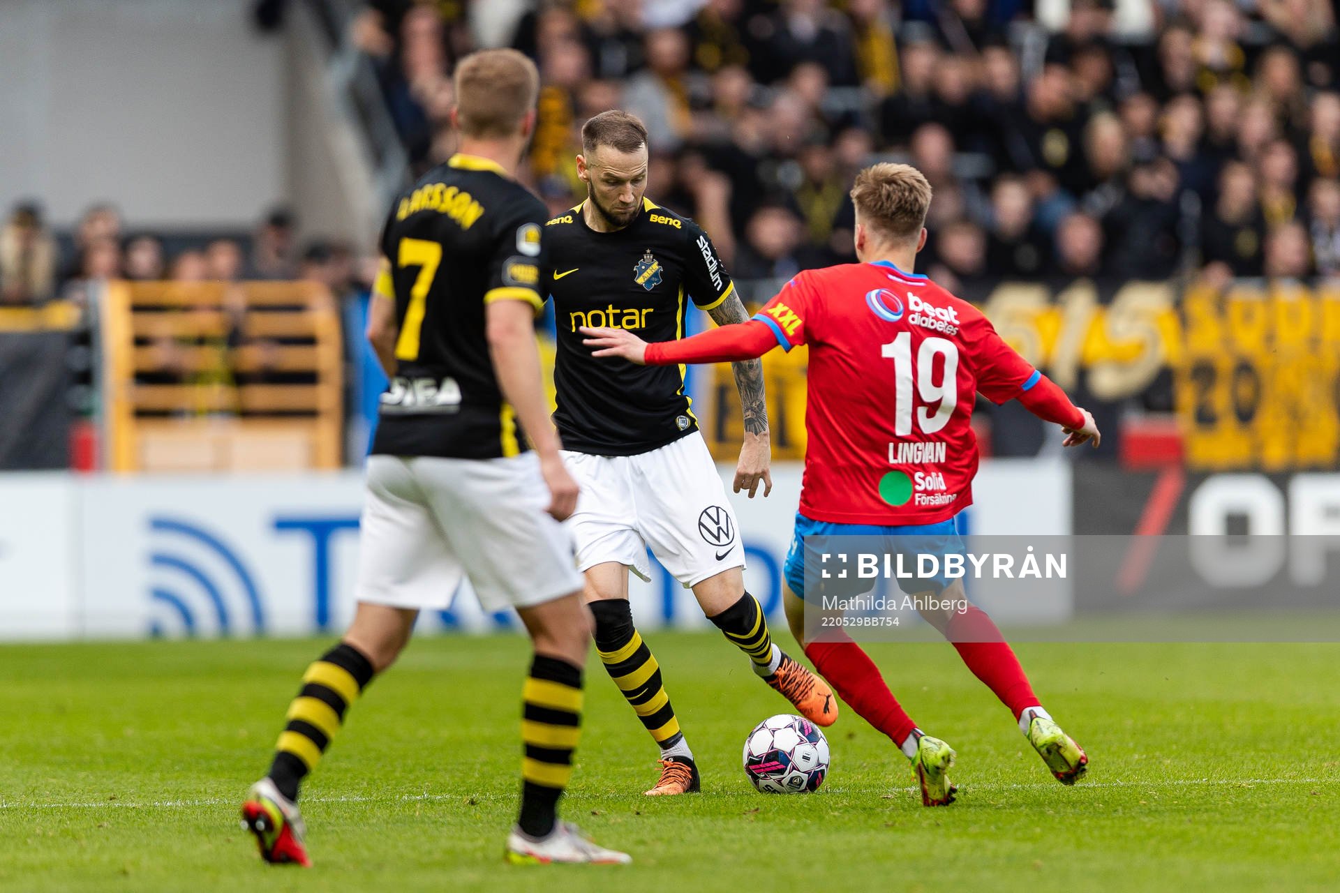 s Alexander Milosevic och Helsingborgs Lucas Lingman