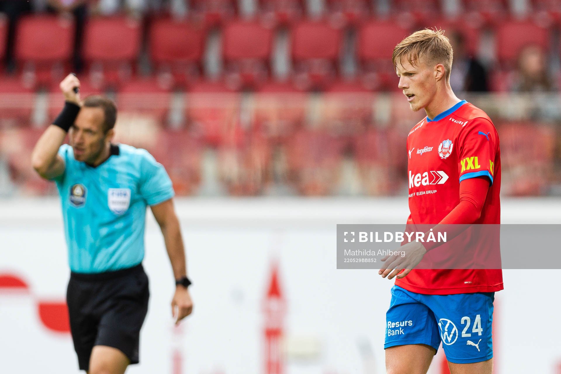 Helsingborgs Emil Hellman deppar