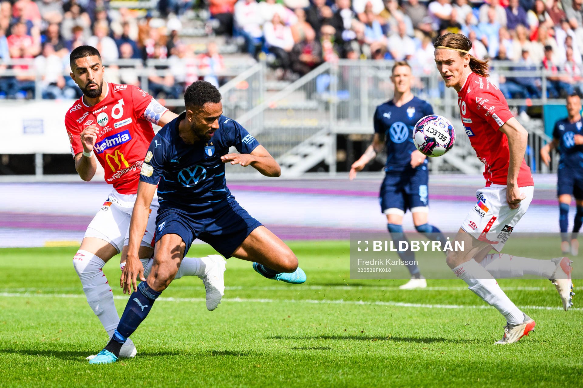 Degerfors Sean Sabetkar, Malmö FFs Isaac Kiese Thelin och