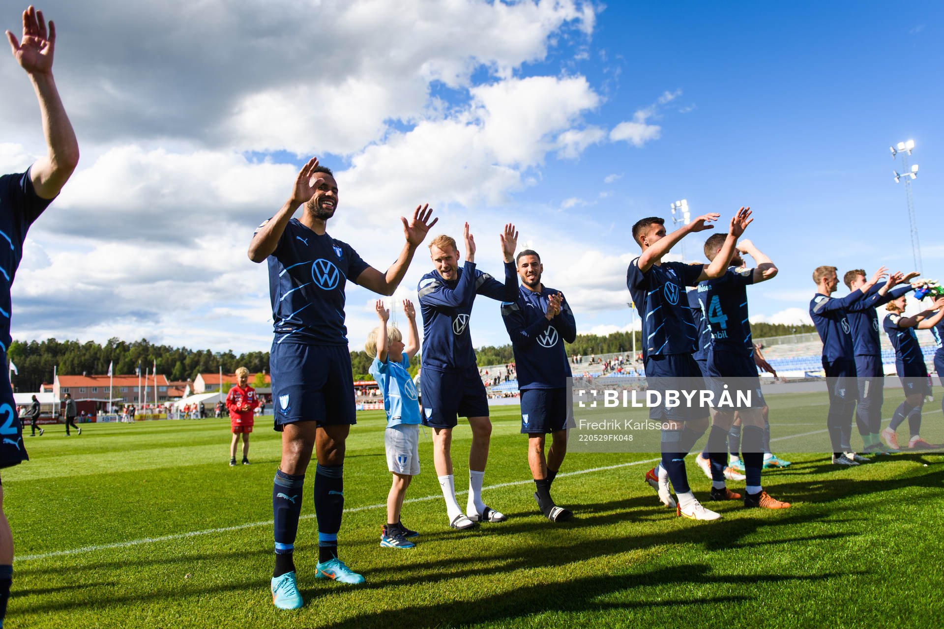 Malmö FFs Ola Toivonen jublar med lagkamrater