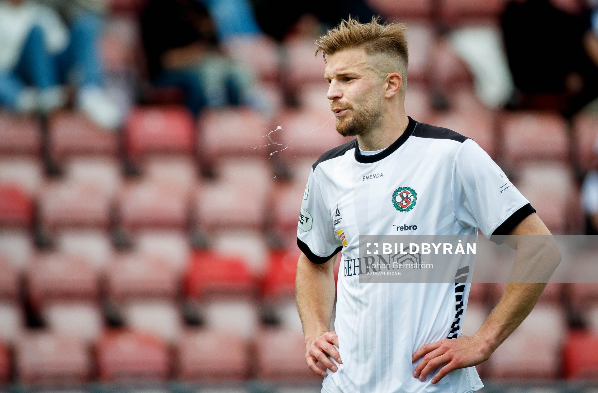 Örebros Erik Björndahl deppar