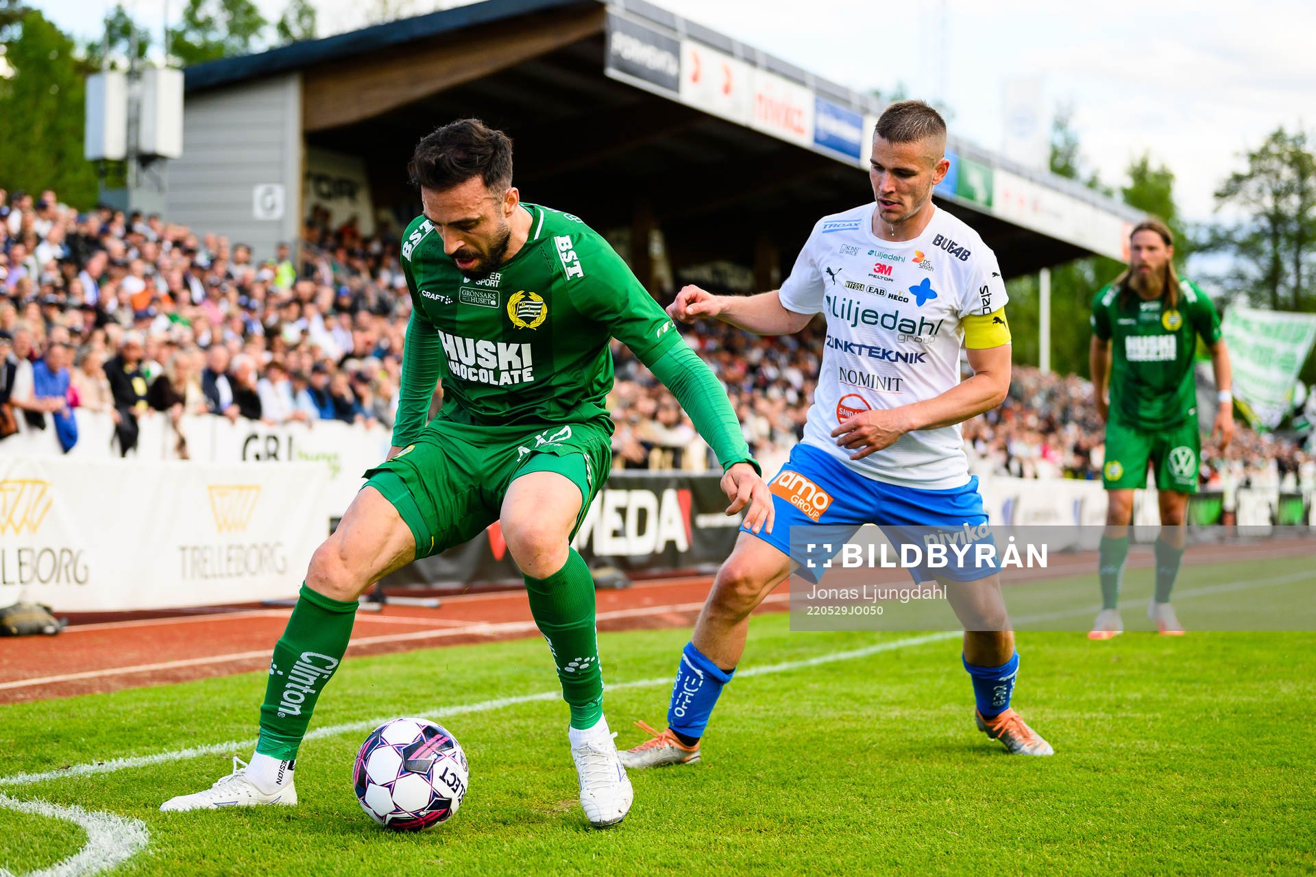 Hammarbys Abdul Khalili och Värnamos Oscar Johansson