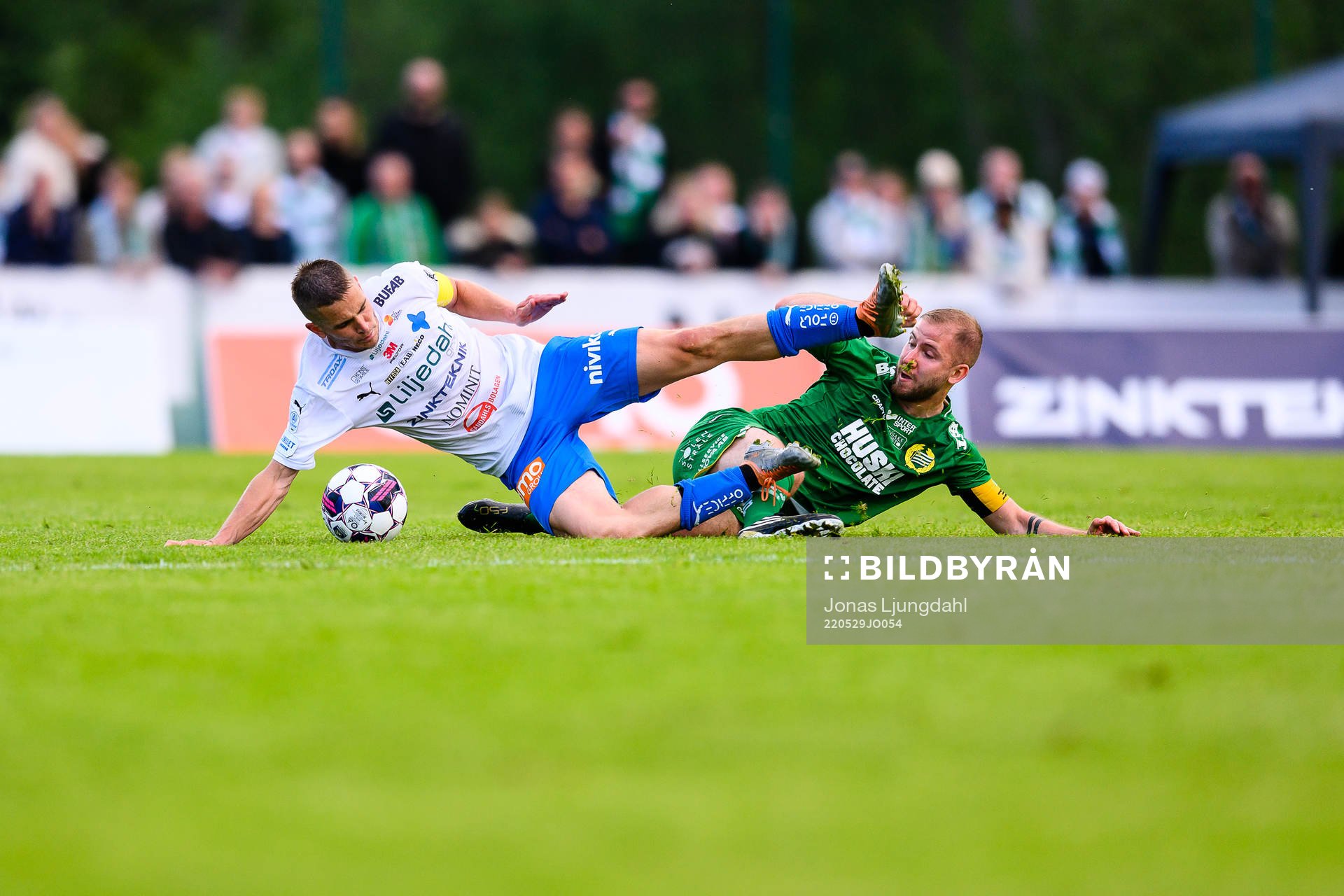 Värnamos Oscar Johansson och Hammarbys Darijan Bojanic