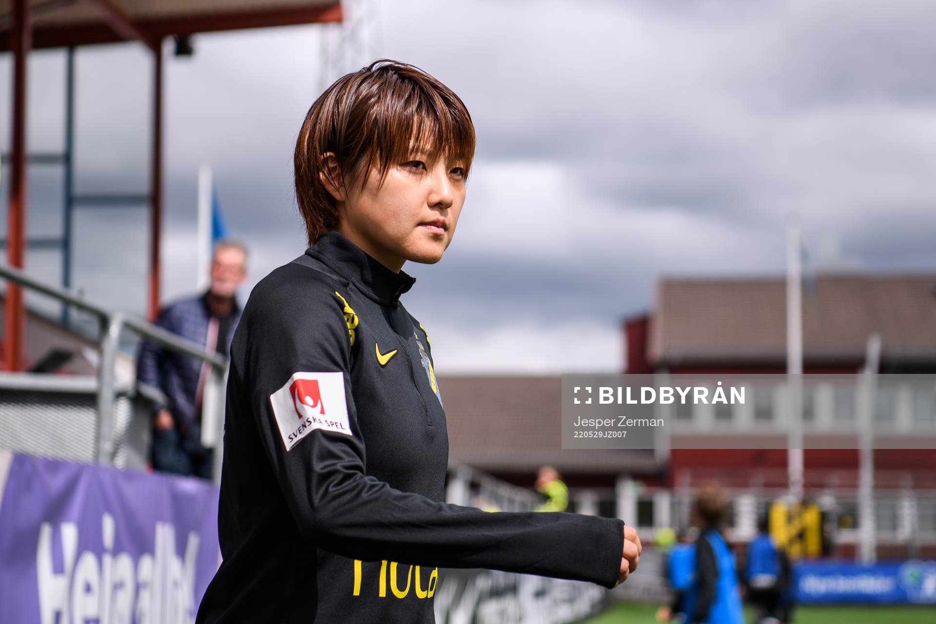s Honoka Hayashi