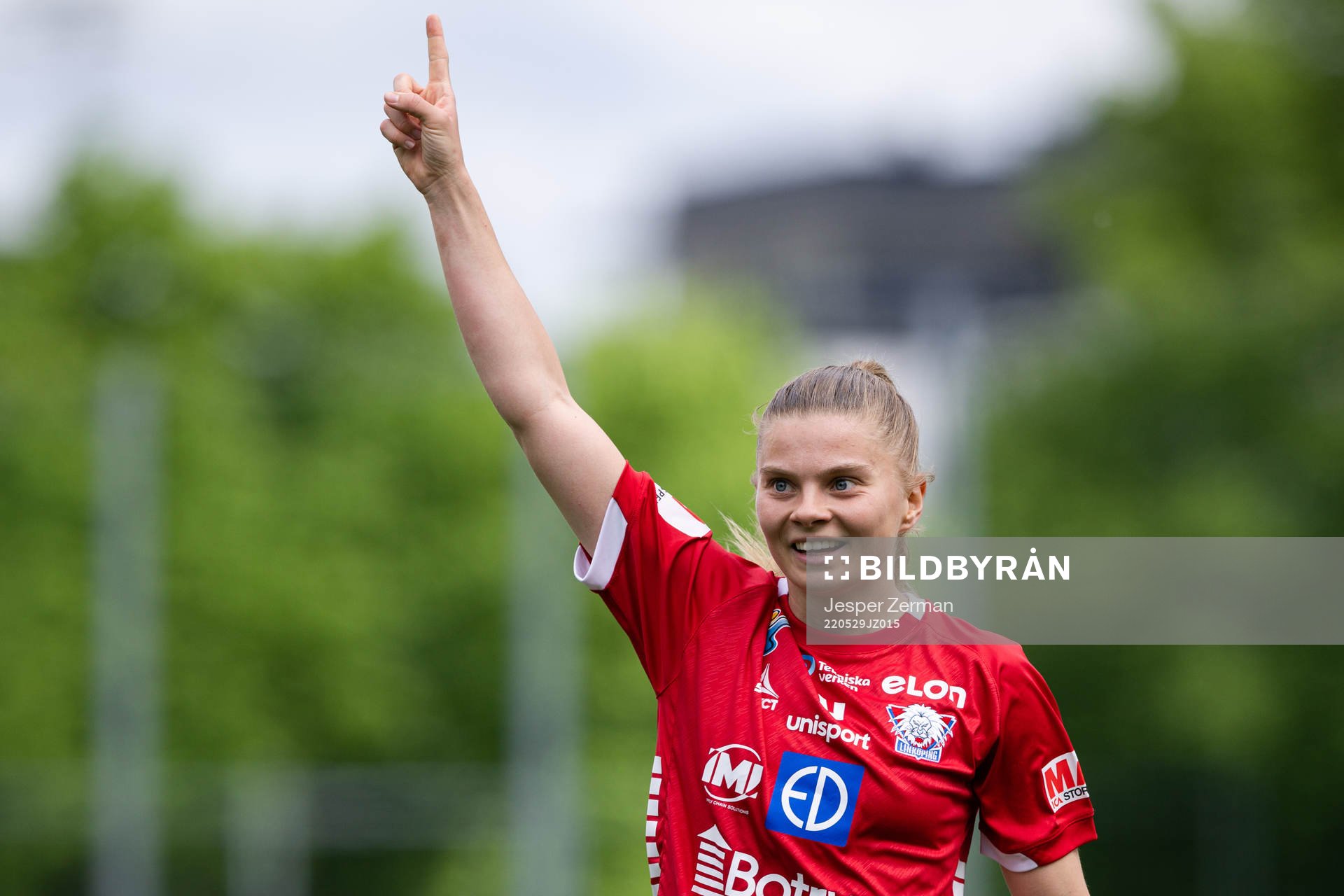 Linköpings Therese Simonsson jublar