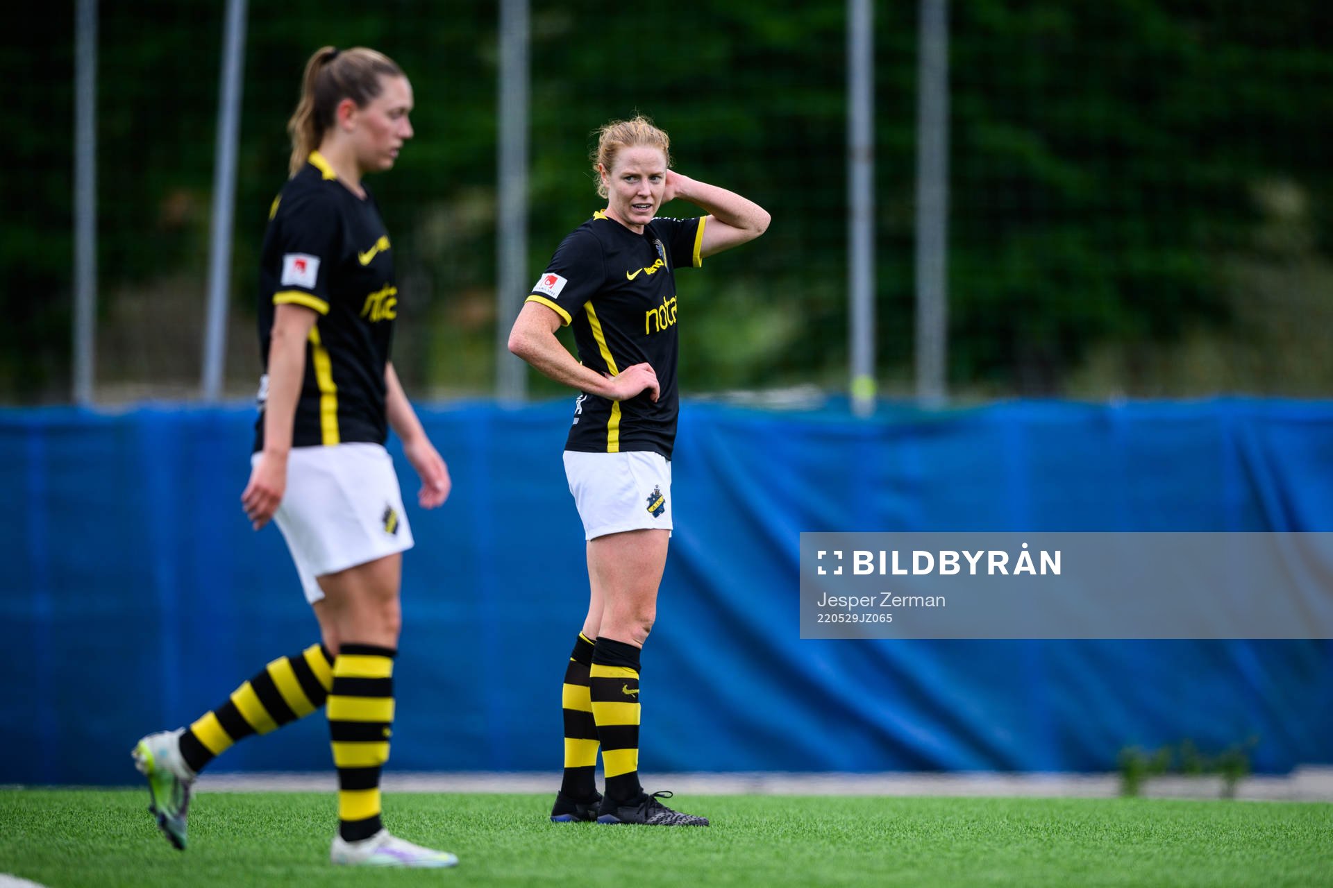 s Jennie Nordin och Sara Nordin deppar