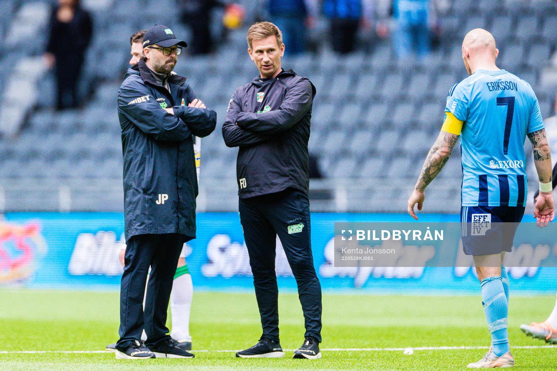 Varbergs tränare Joakim Persson och assisterande tränare