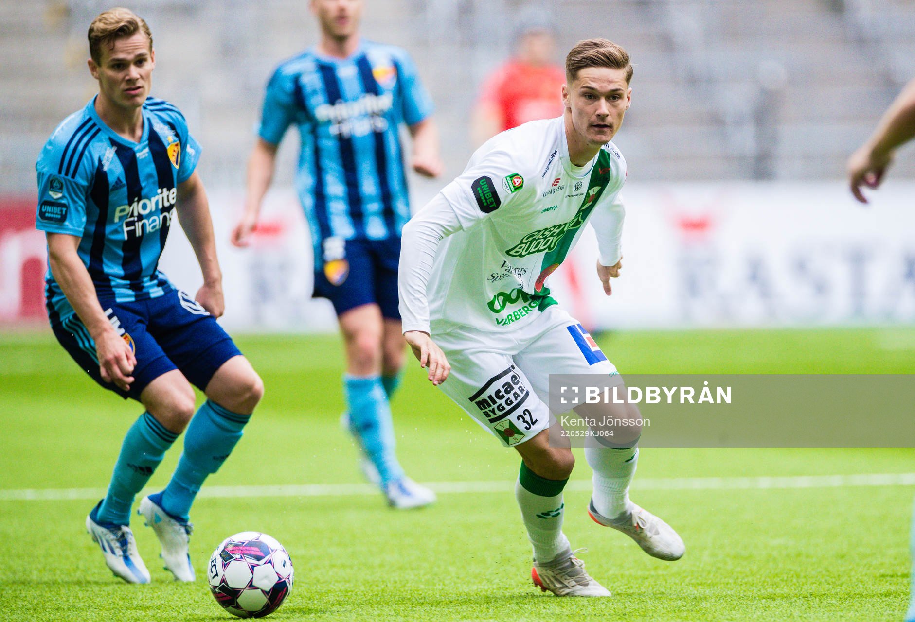 Djurgårdens Hampus Finndell och Varbergs Des Kunst
