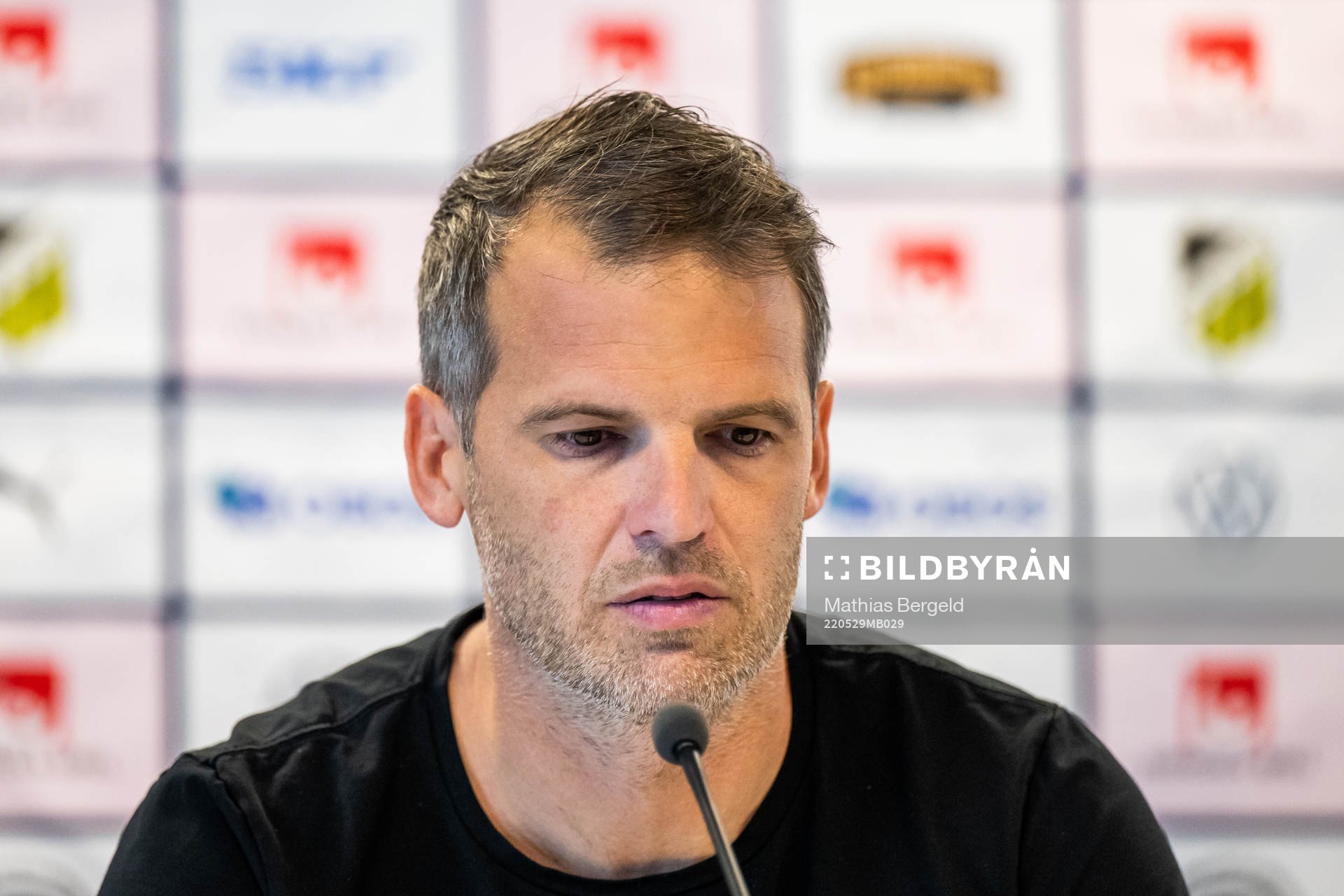 Häckens tränare Robert Vilahamn på presskonferensen efter fotbollsmatchen i Damallsvenskan mellan Häcken och Djurgården den 29 maj 2022 i Göteborg.