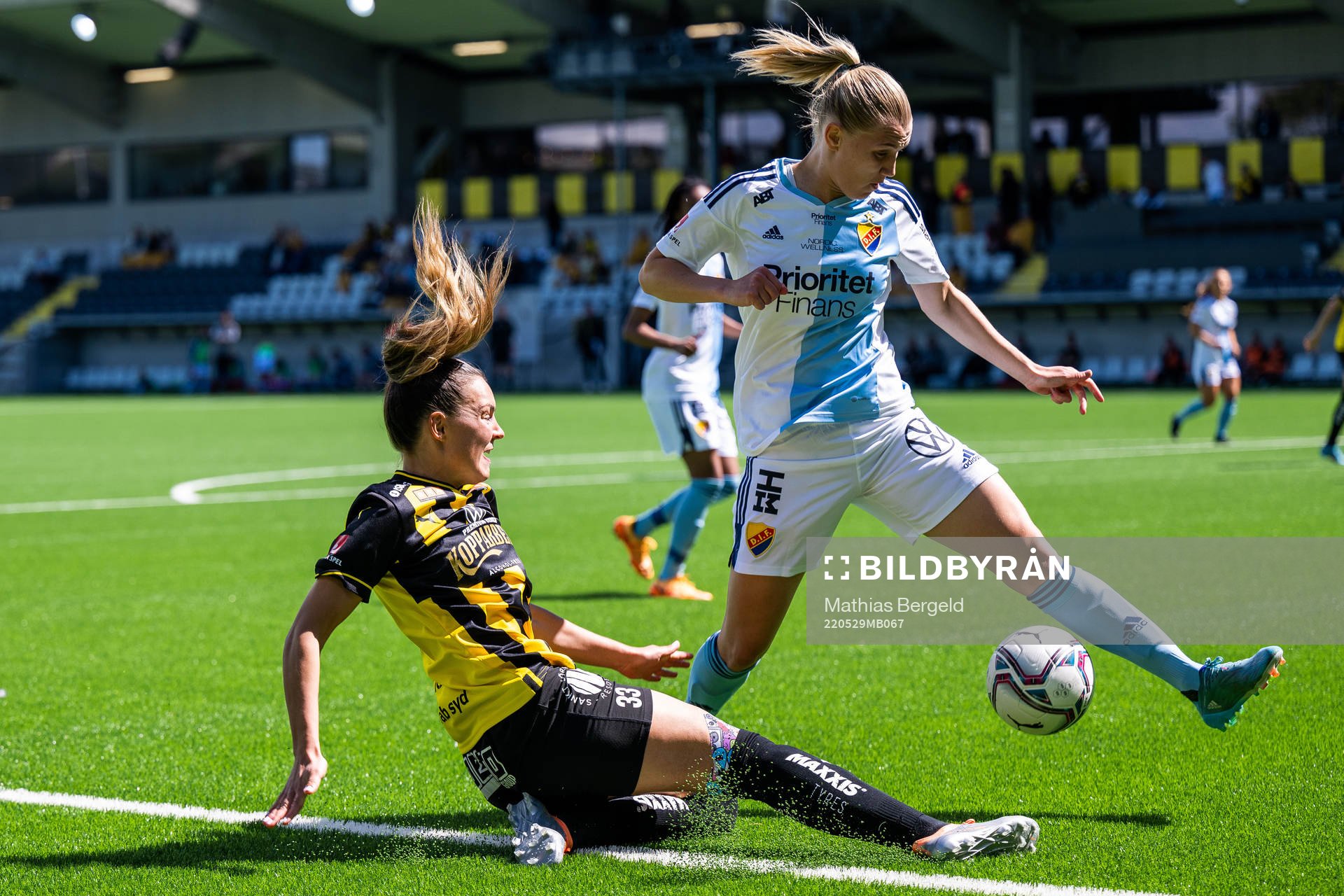 Häckens Johanna Ryttning Kaneryd och Djurgårdens Sara Olai