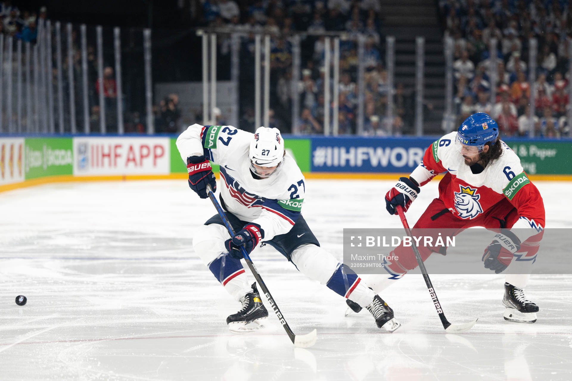 Alex Galchenyuk of USA and Michal Kempny of Czech Republic
