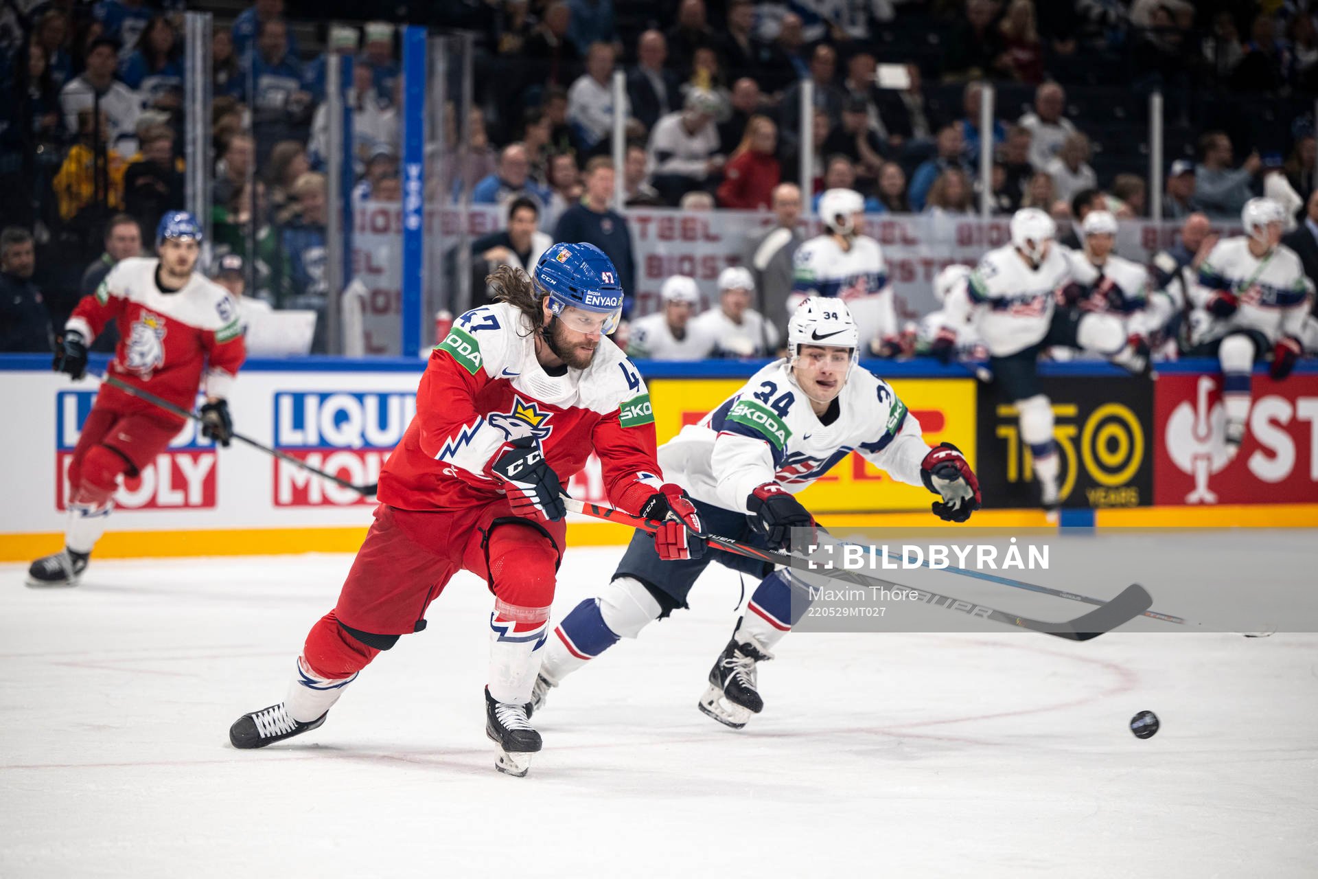Michal Jordán of Czech Republic and Seth Jones of USA