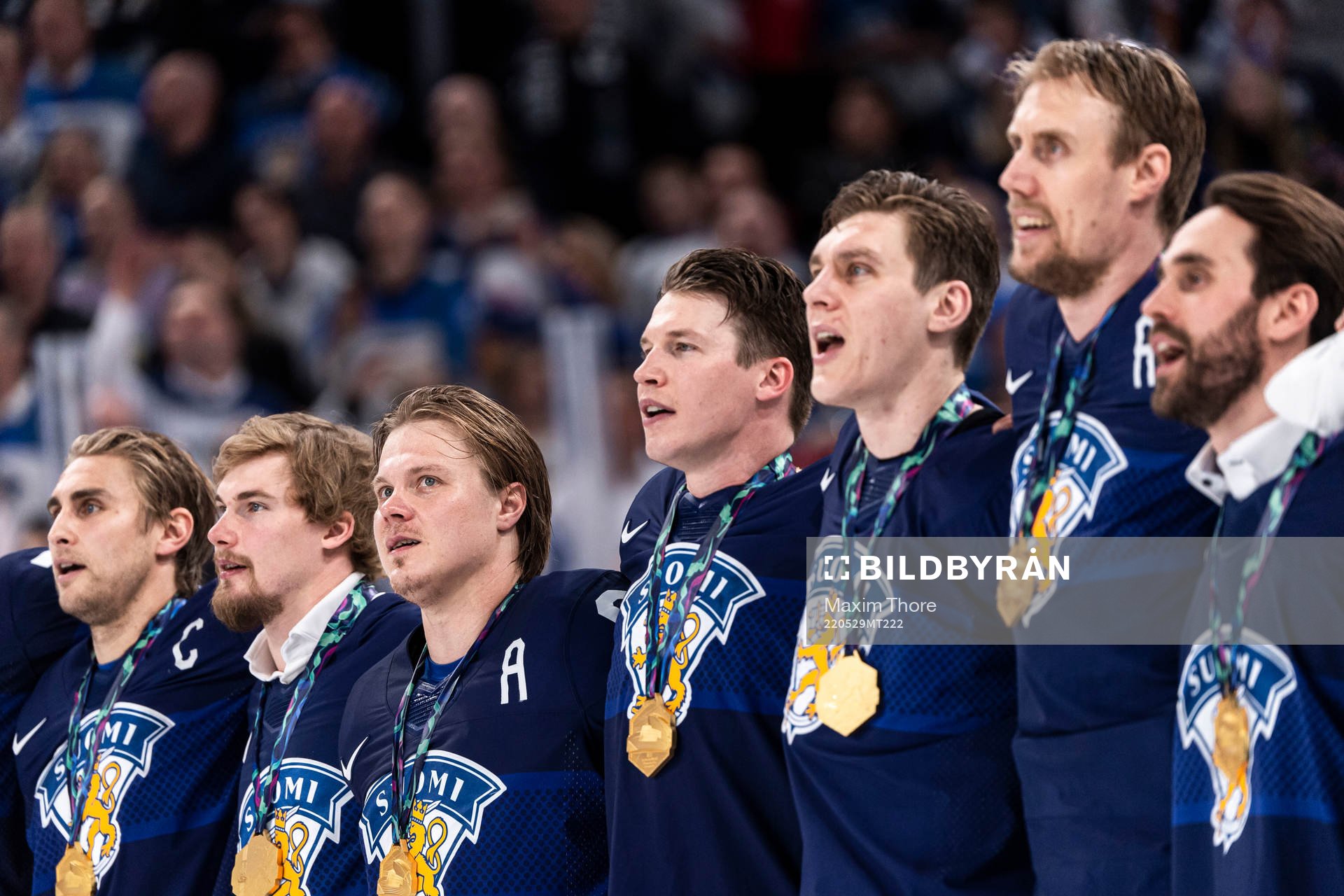 Mikael Granlund of Finland with teammates