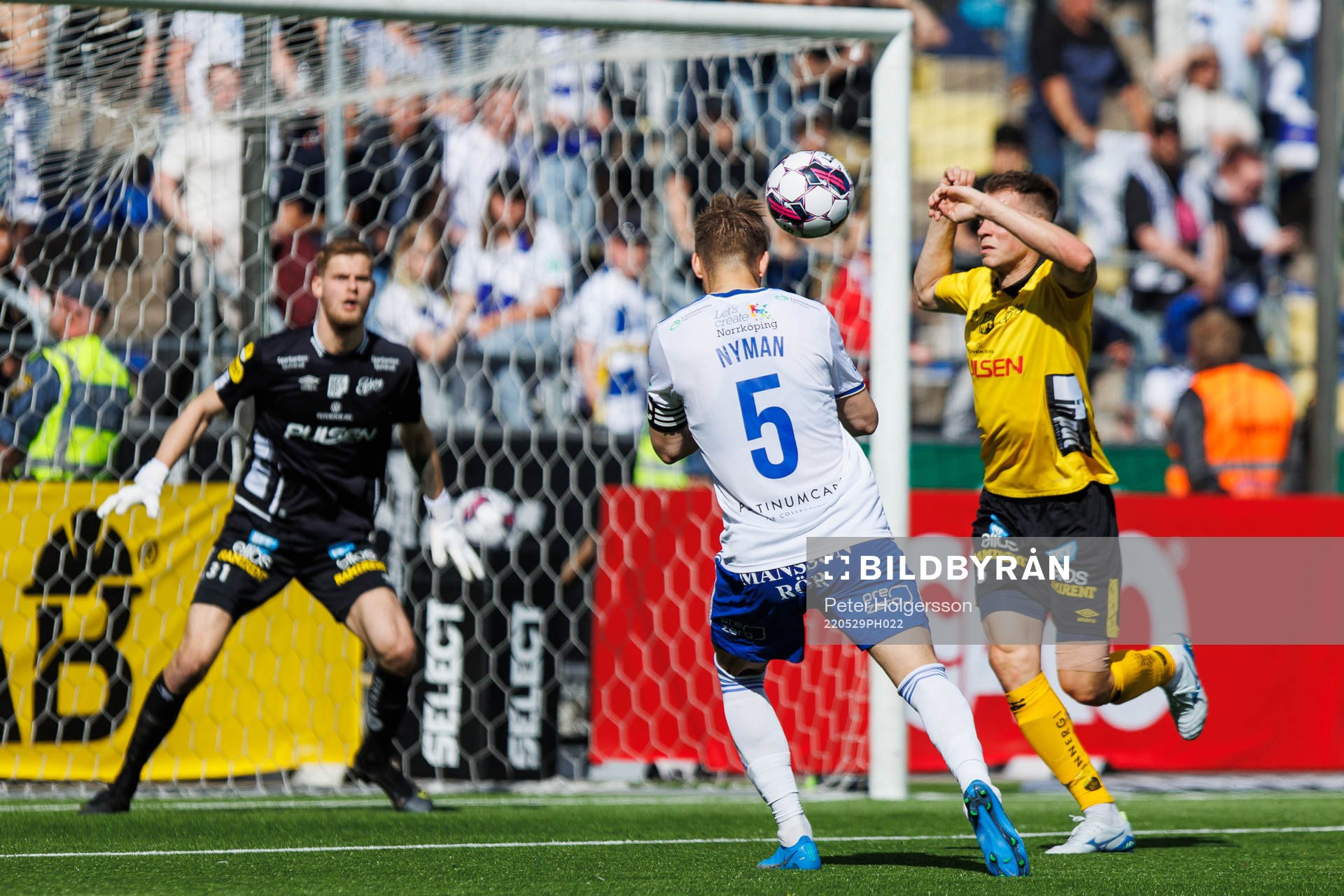 IFK Norrköpings Christoffer Nyman gör 2-2 bakom Elfsborgs