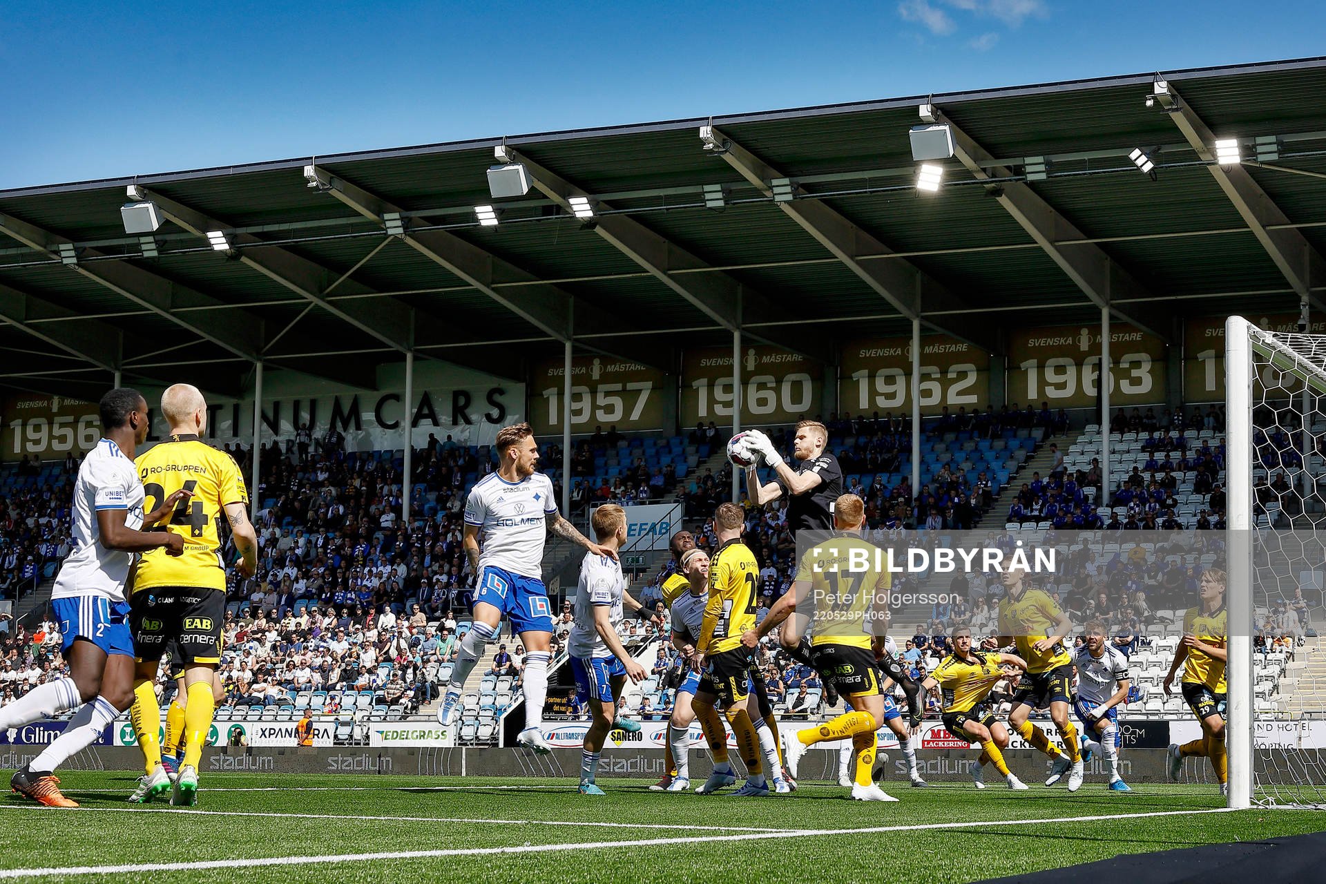Räddning av Elfsborgs målvakt Tim Rönning