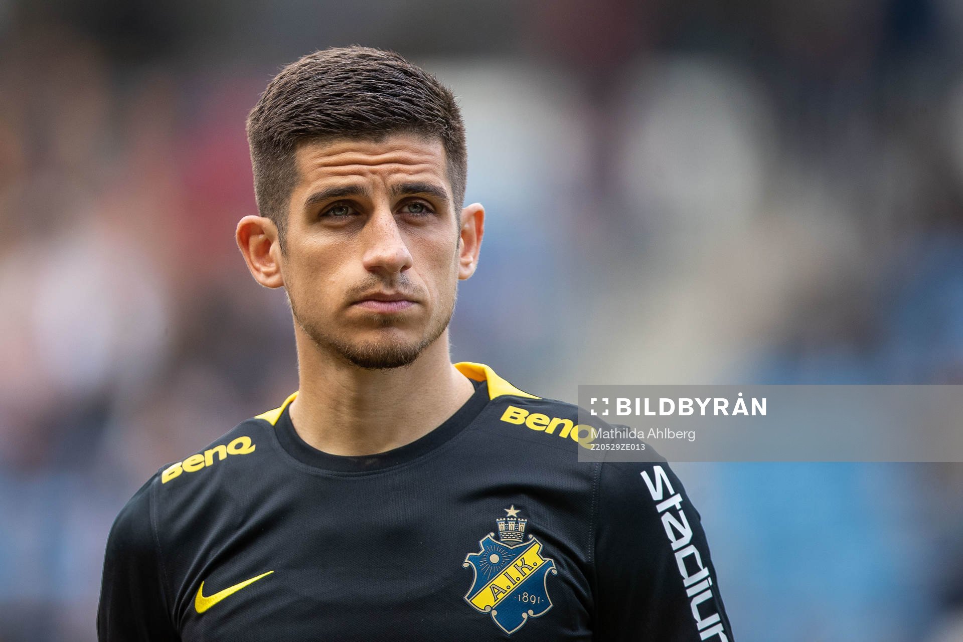 s Nicolas Stefanelli