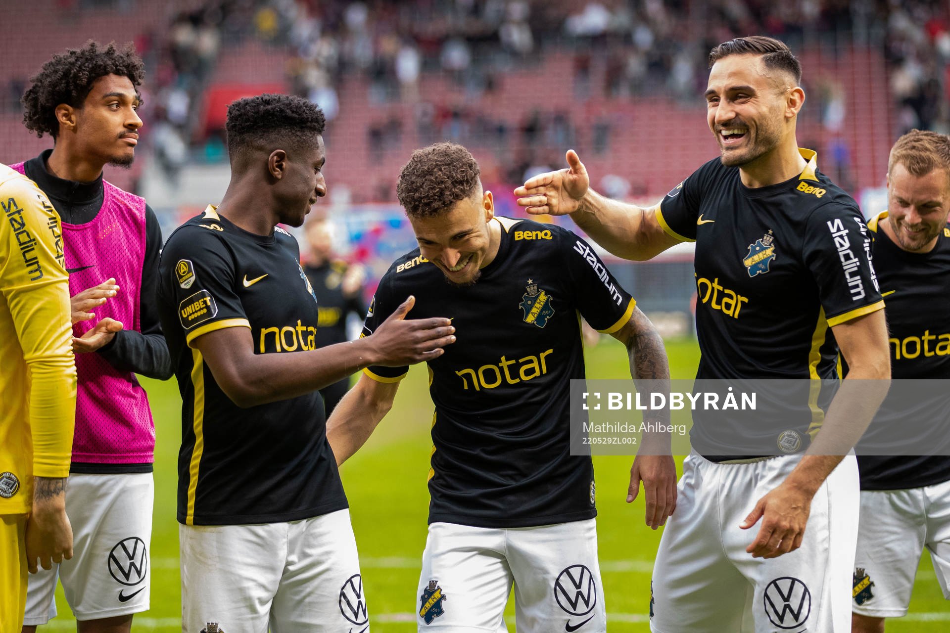s Jordan Larsson jublar