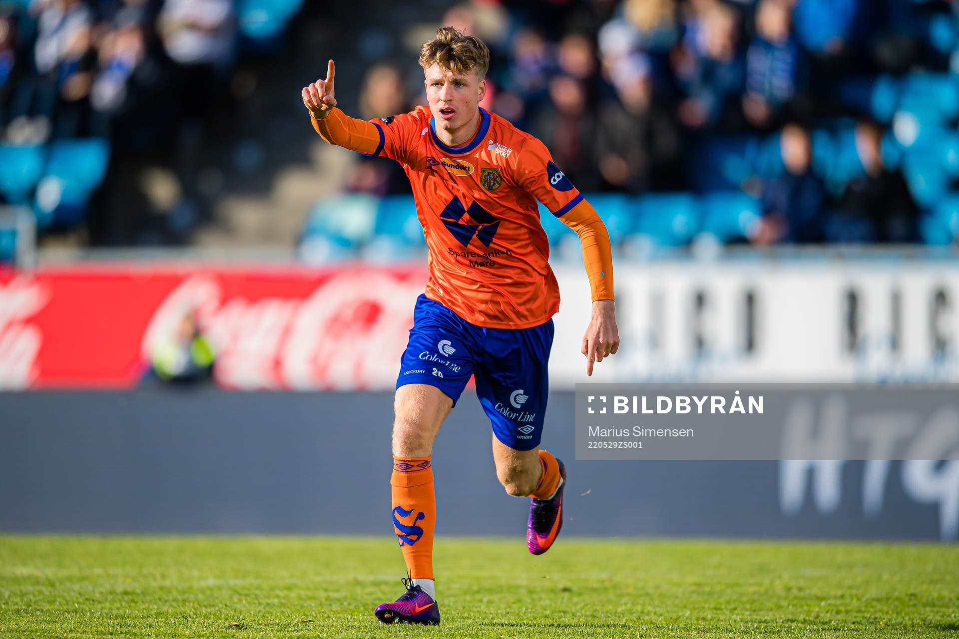 Oscar Solnørdal of Aalesund celebrates