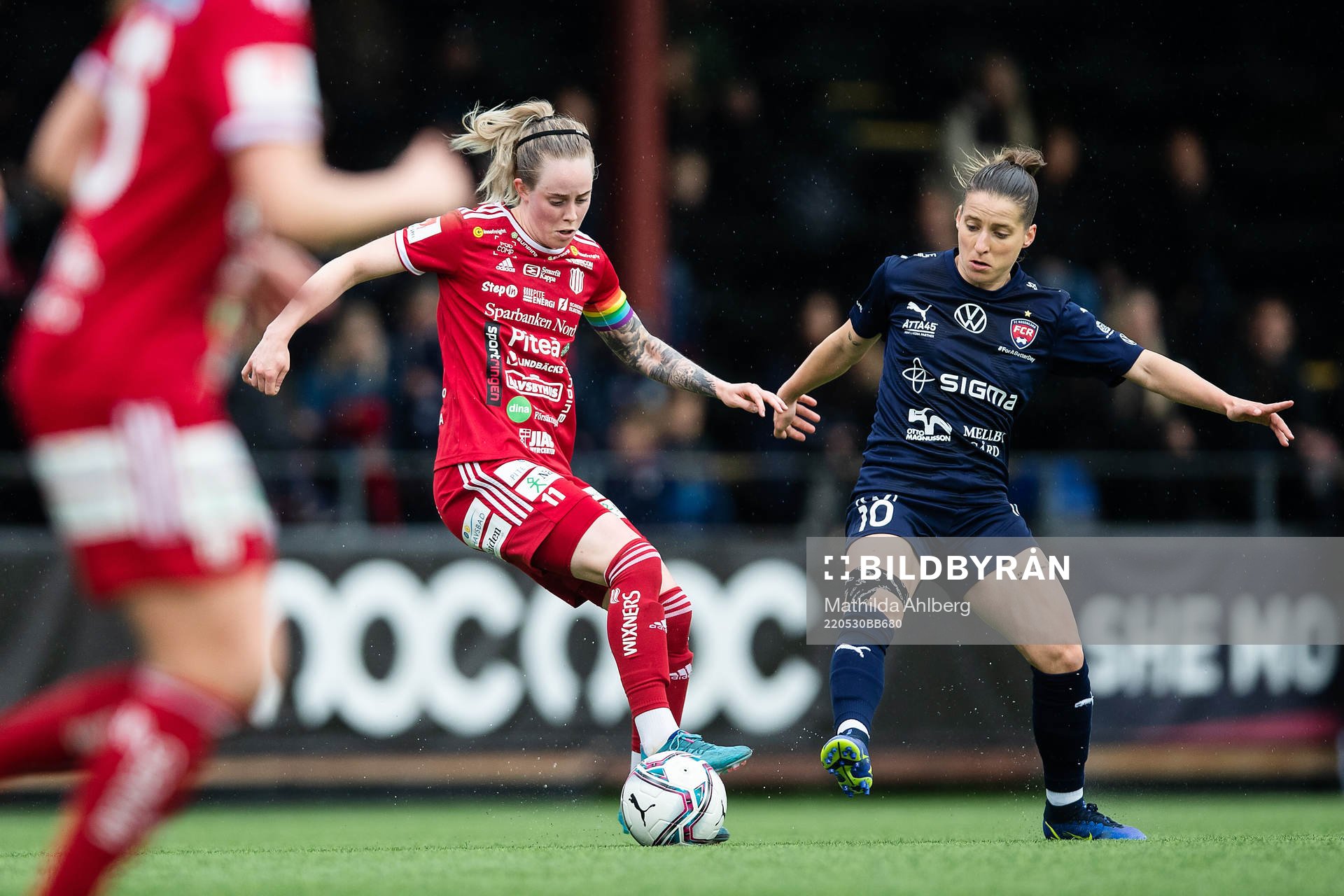 Piteås Cecilia Edlund och FC Rosengårds Jelena Cankovic