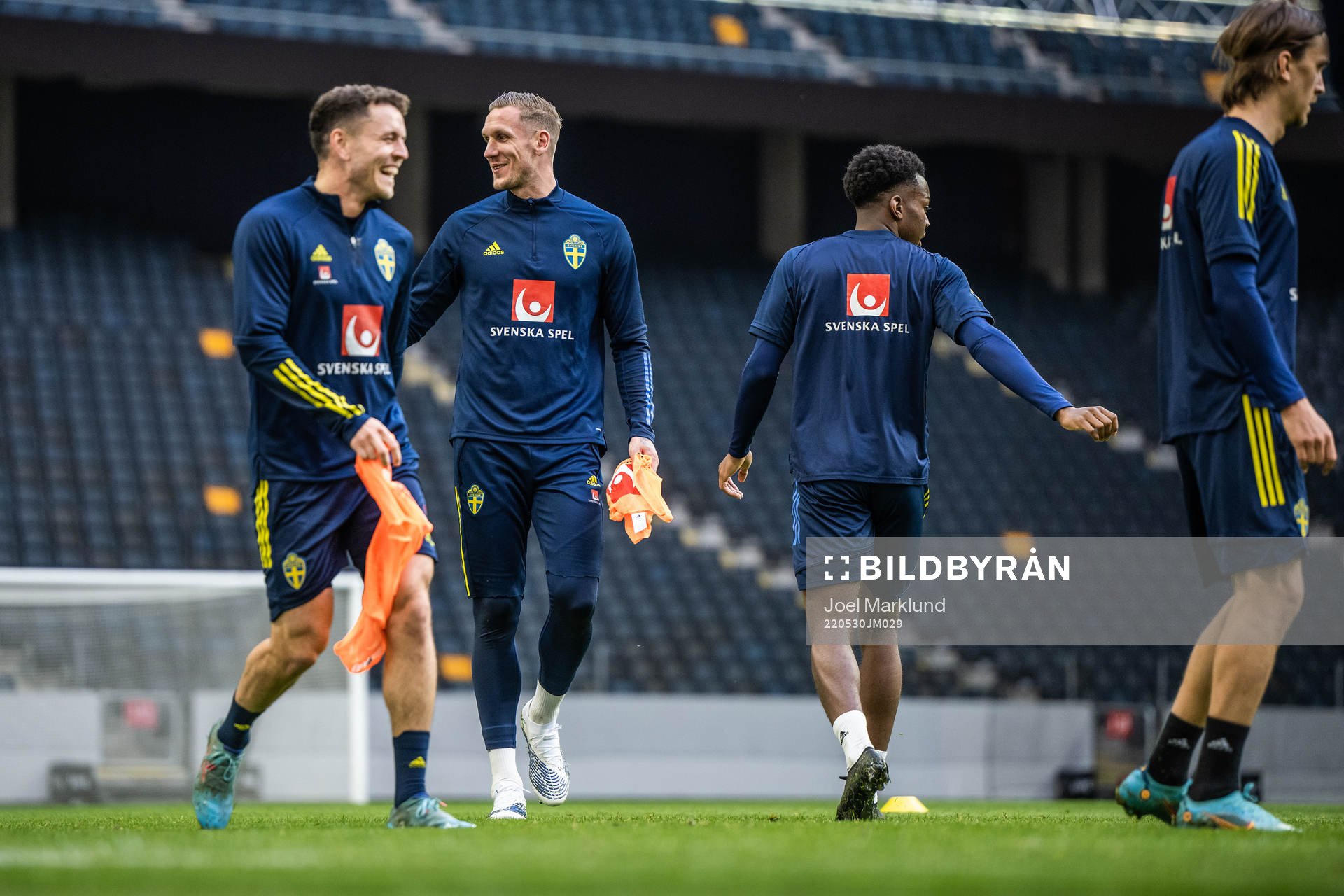 Kerim Mrabti and Robin Olsen of the Swedish national football team during a training session on May 30, 2022 in Stockholm. 