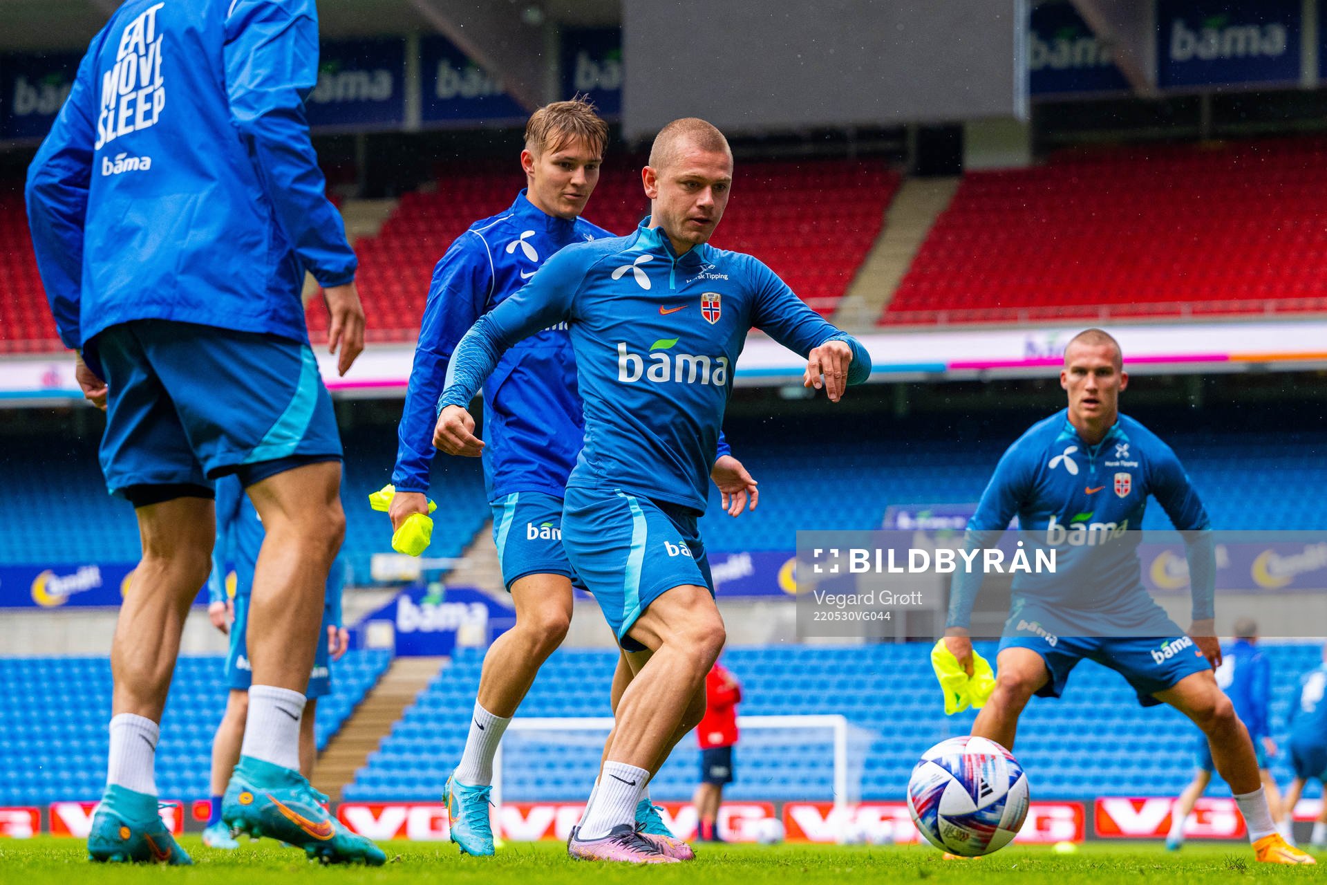 Martin Ødegaard and Julian Ryerson of the Norwegian
