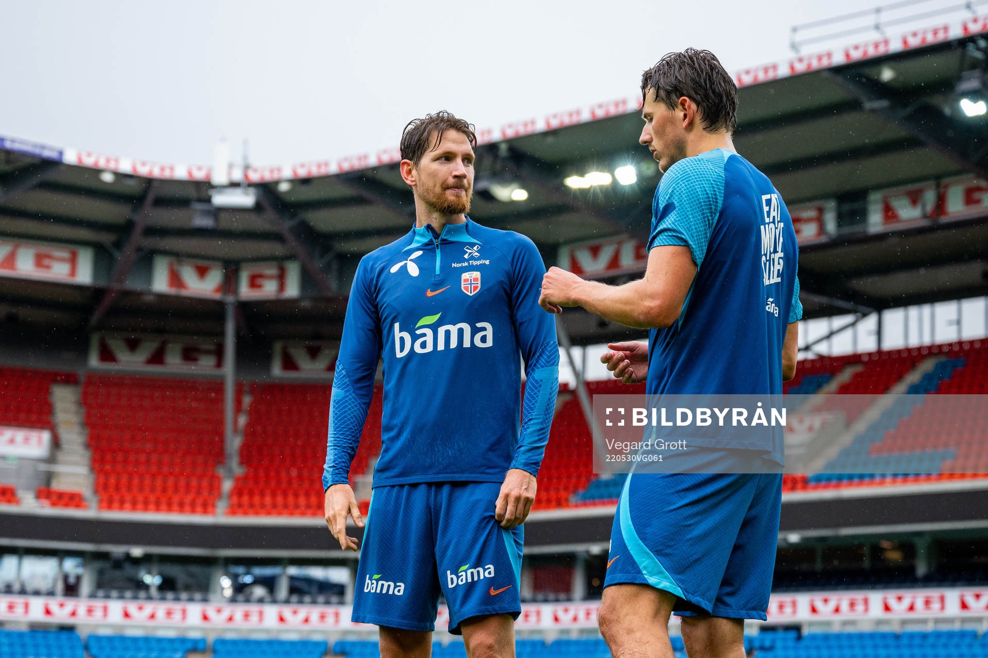 Stefan Strandberg and Sander Berge of the Norwegian