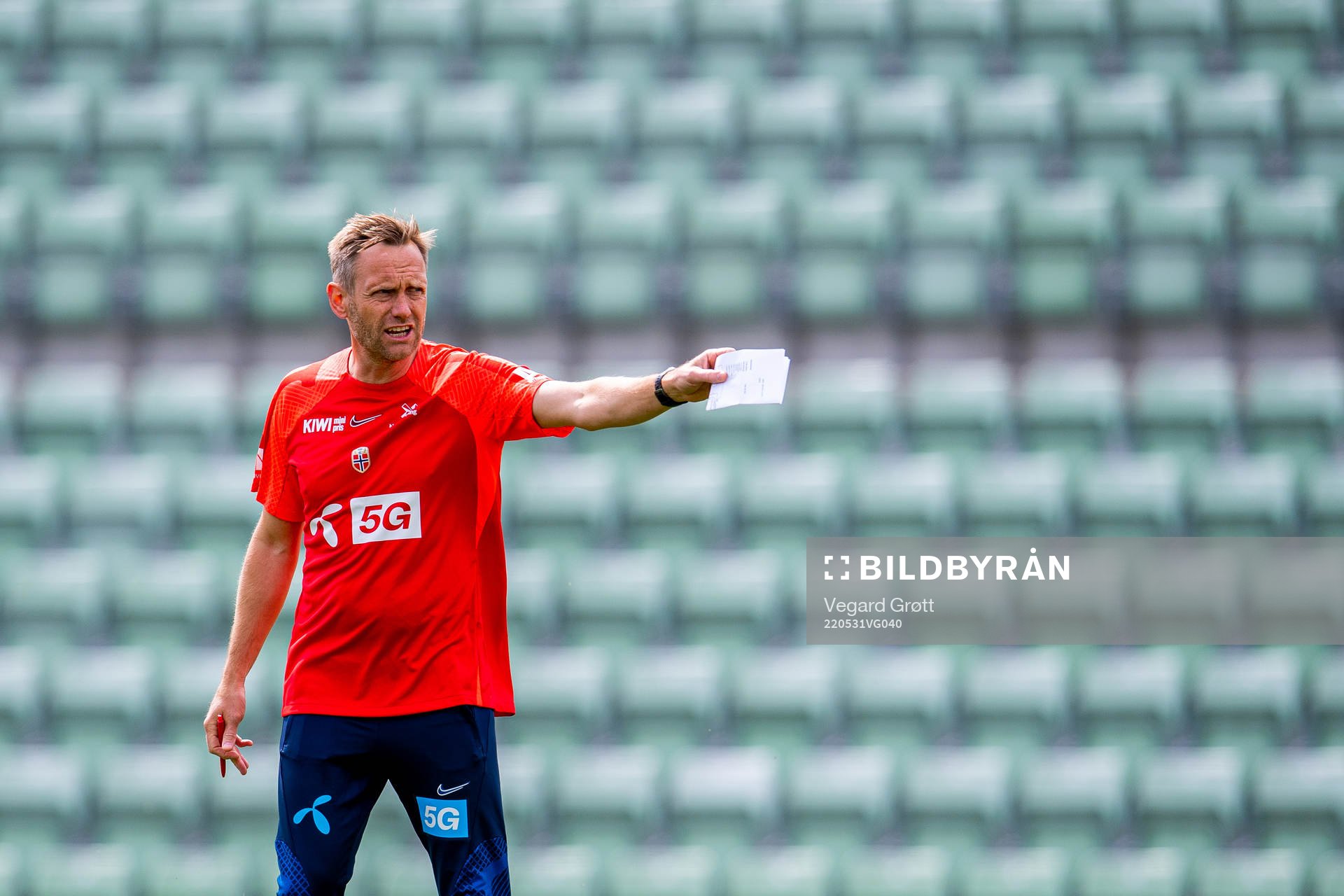 Martin Sjögren, head coach of the Norwegian women's