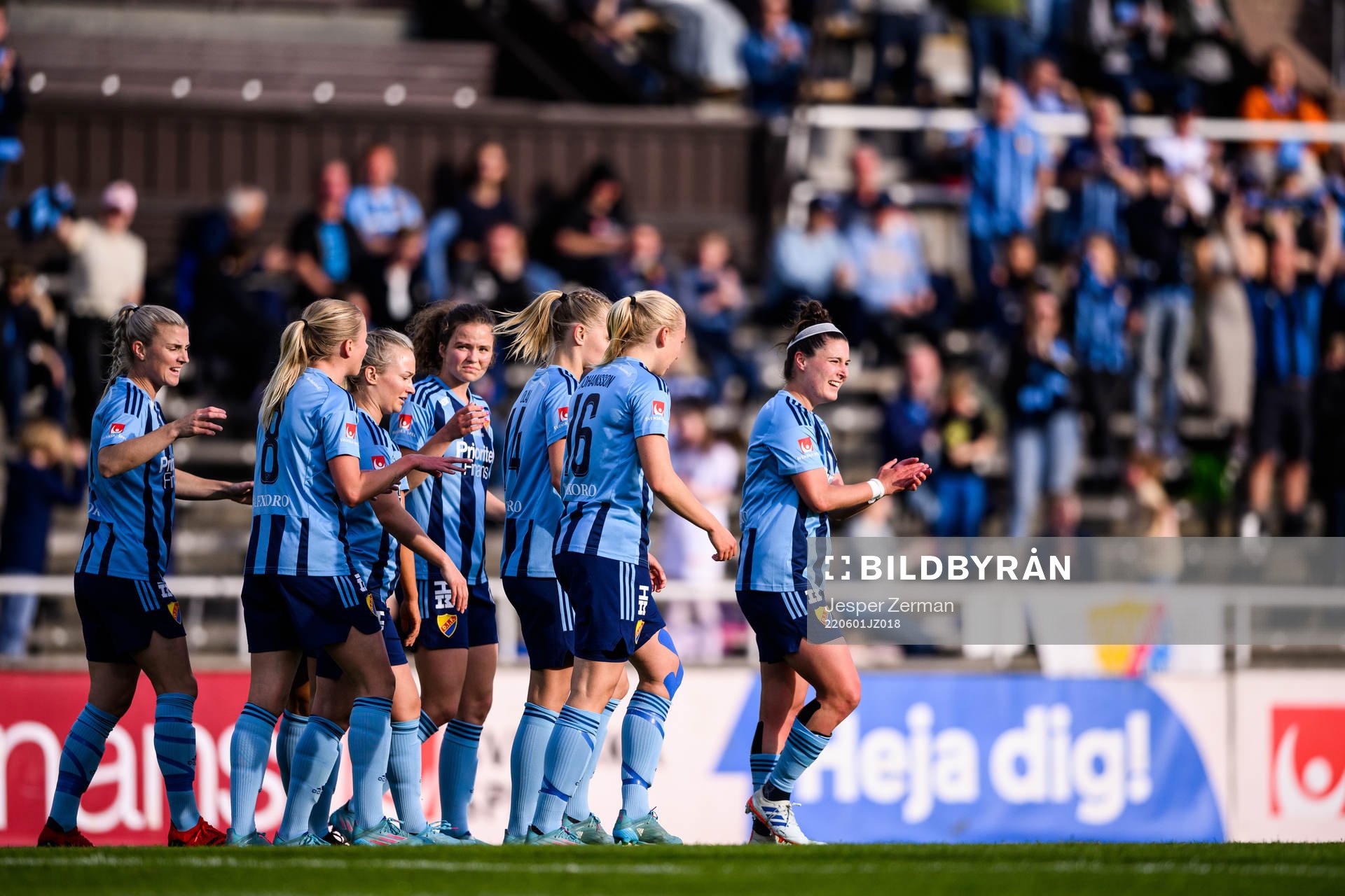Djurgårdens Hayley Dowd jublar