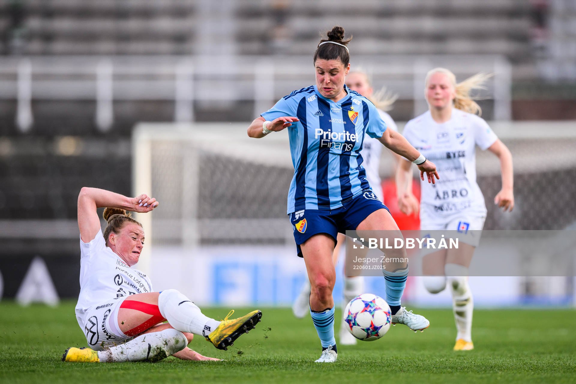 Kalmars Paige Culver och Djurgårdens Hayley Dowd