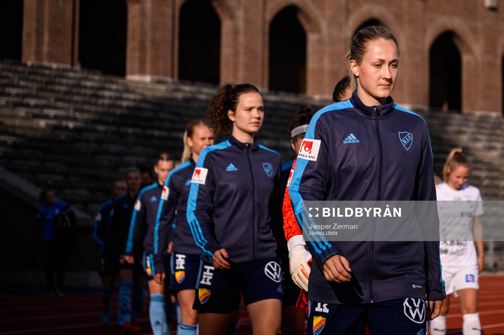 Djurgårdens Sanna Kullberg inför fotbollsmatchen i Damallsvenskan mellan Djurgården och Kalmar den 1 juni 2022 i Stockholm. 