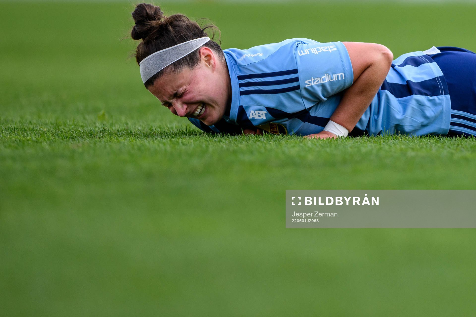 Djurgårdens Hayley Dowd har ont