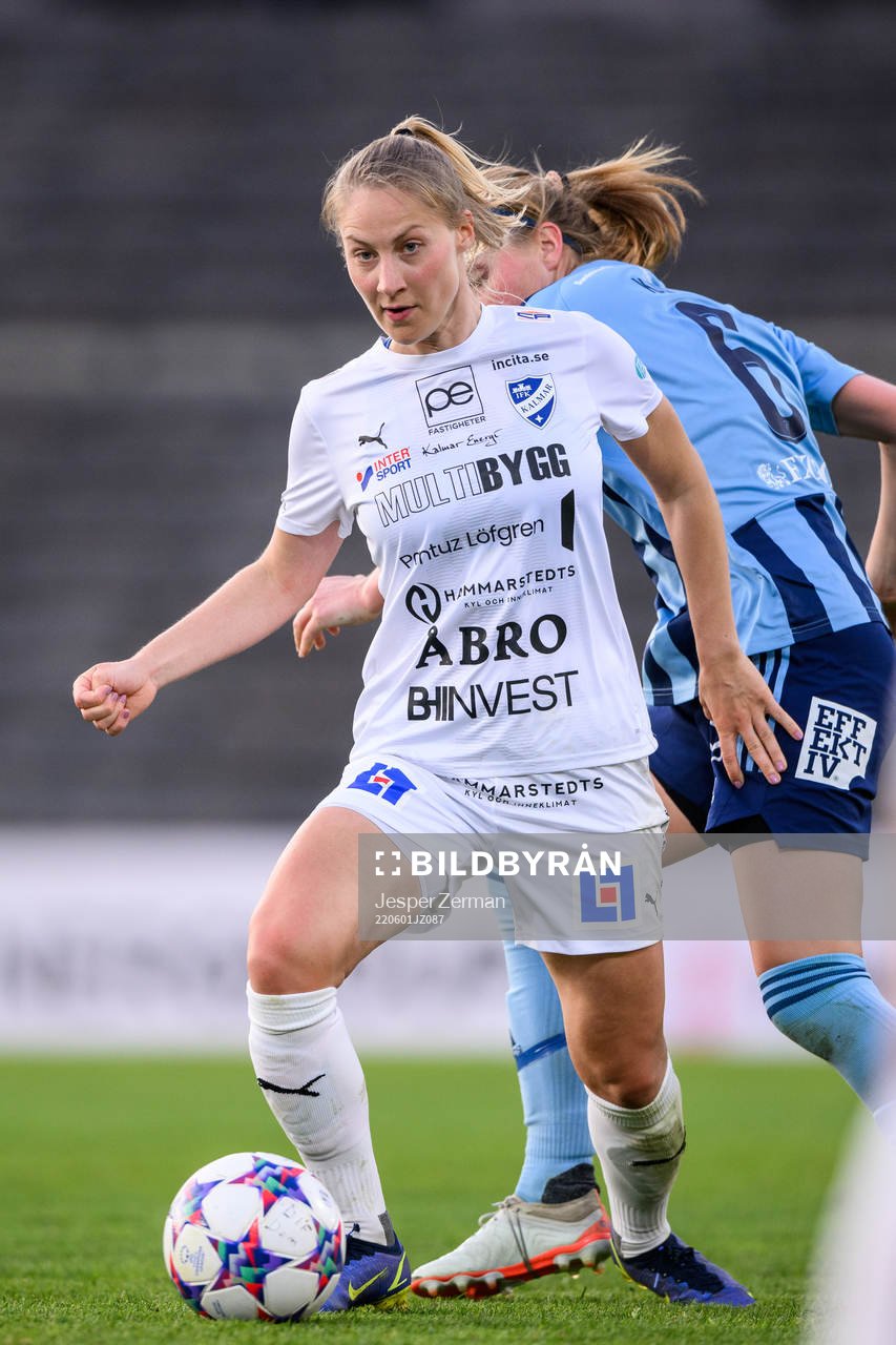 Kalmars Juliette Mikaela Kemppi under fotbollsmatchen i Damallsvenskan mellan Djurgården och Kalmar den 1 juni 2022 i Stockholm. 