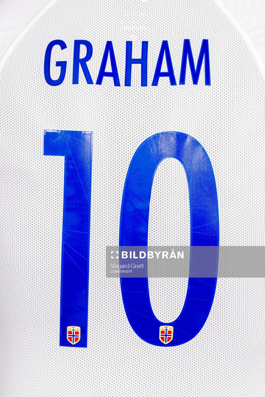 The away kit of Caroline Graham Hansen of the Norwegian