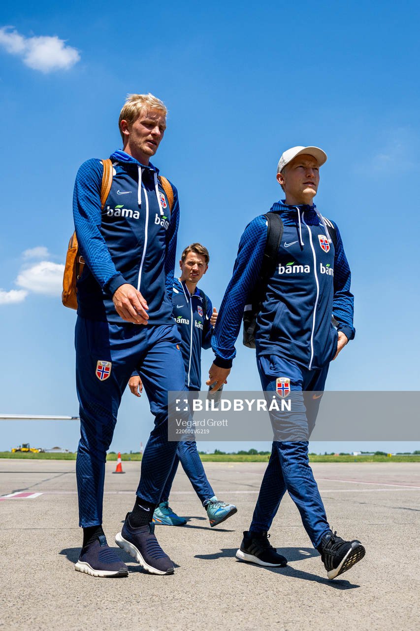 Morten Thorsby and Birger Meling of the Norwegian national