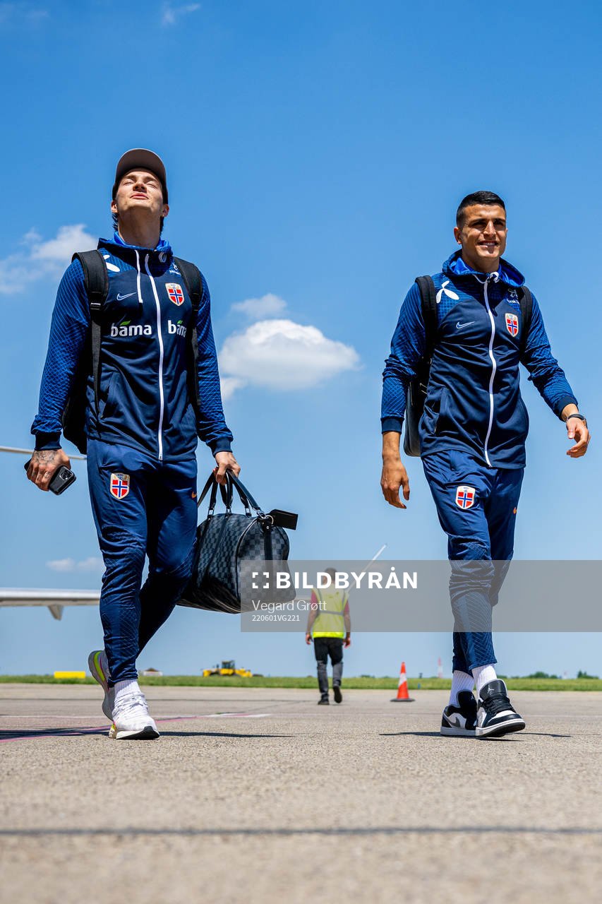 Mathias Normann and Mohamed Elyounoussi of the Norwegian