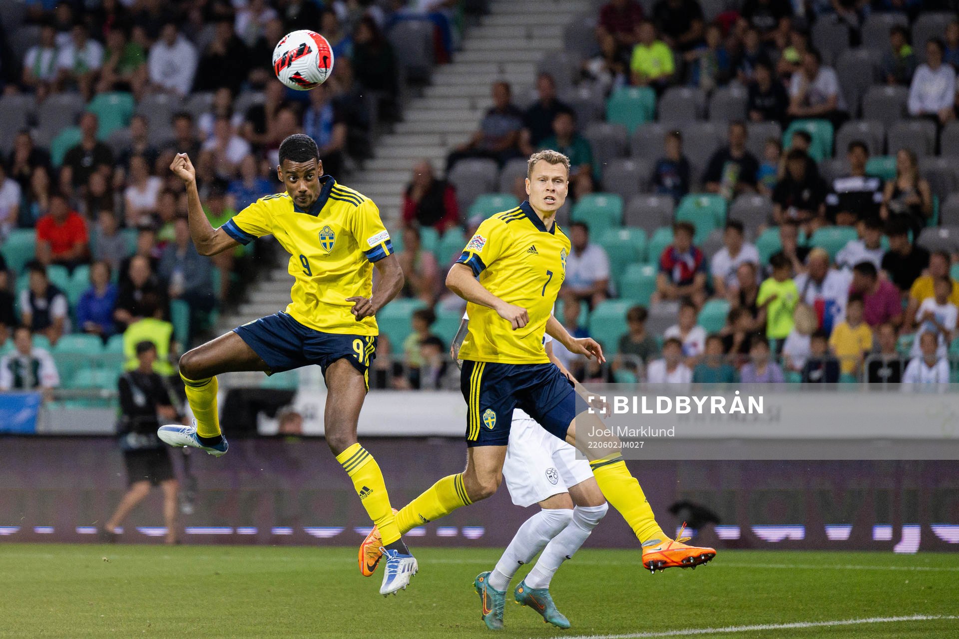Alexander Isak and Viktor Claesson of Sweden