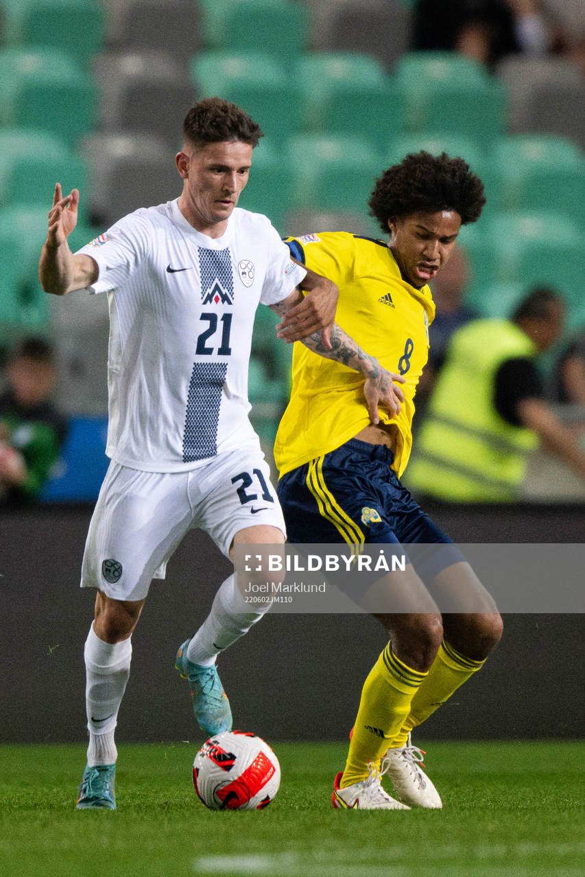 Benjamin Verbic of Slovenia and Jens Cajuste of Sweden