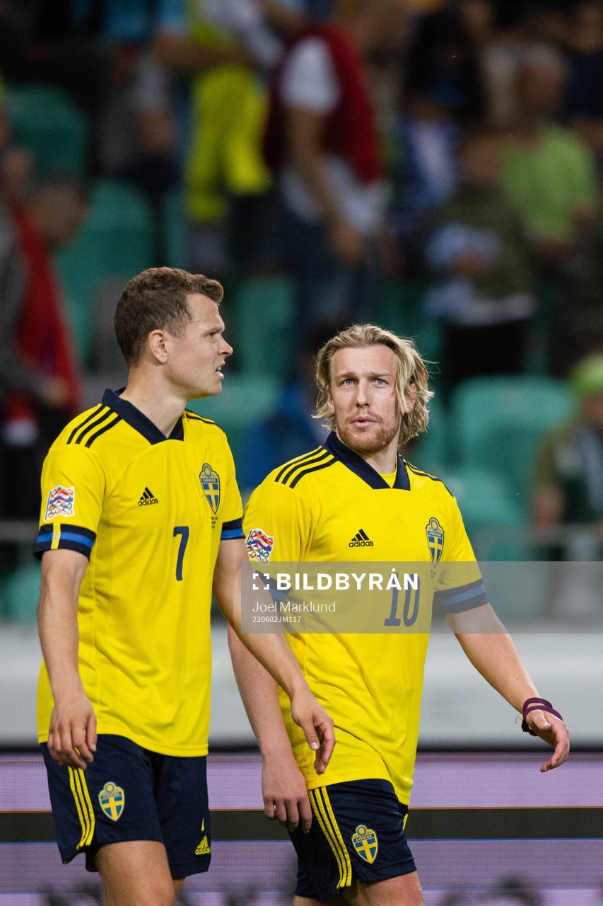 Mattias Svanberg and Emil Forsberg of Sweden celebrate