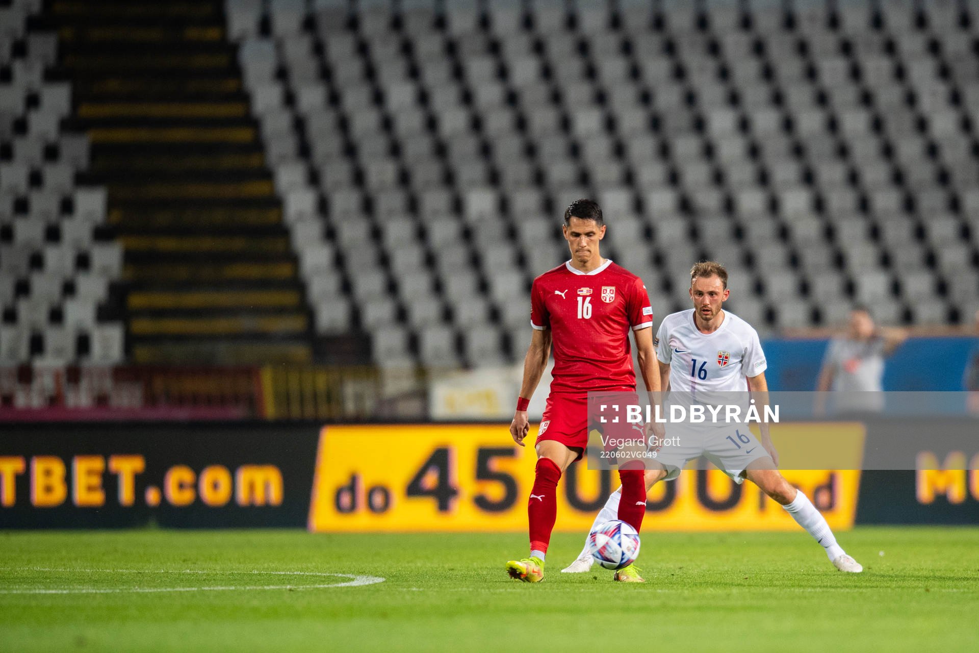 Sasa Lukić of Serbia and Fredrik Aursnes of Norway