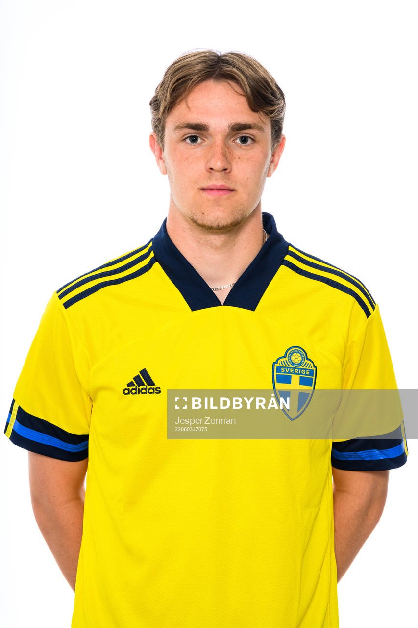 Charlie Axede i P17-landslaget