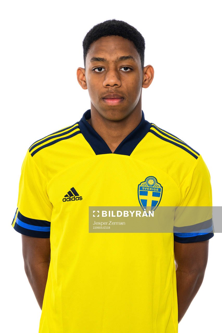 Adrian Helm i P17-landslaget