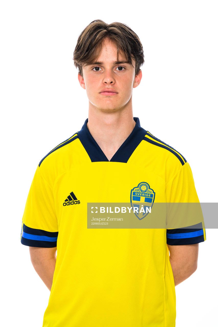 Simon Törngren i P17-landslaget