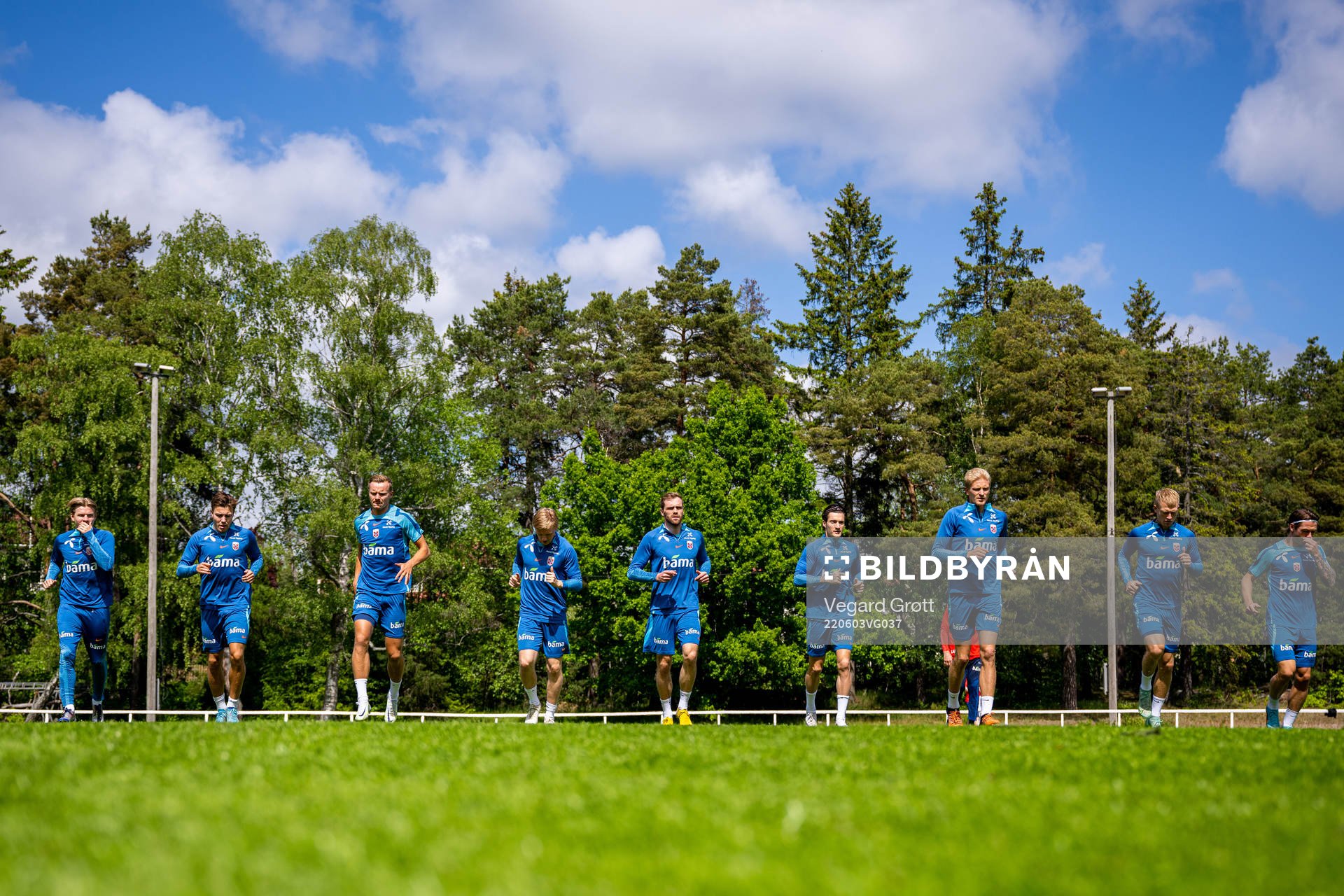 Brede Moe, Mathias Normann and players of the Norwegian