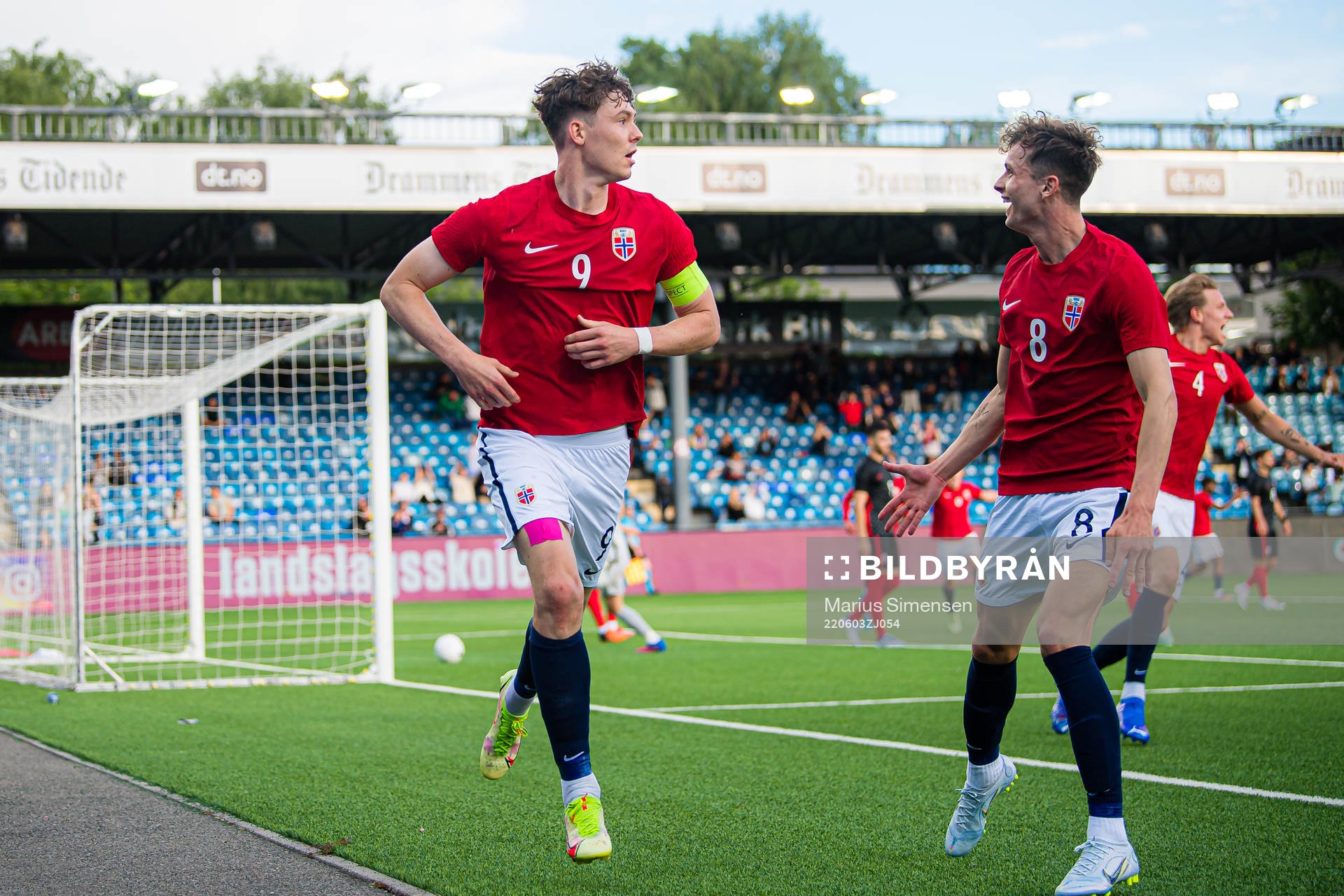 Jørgen Strand Larsen of Norway celebrates
