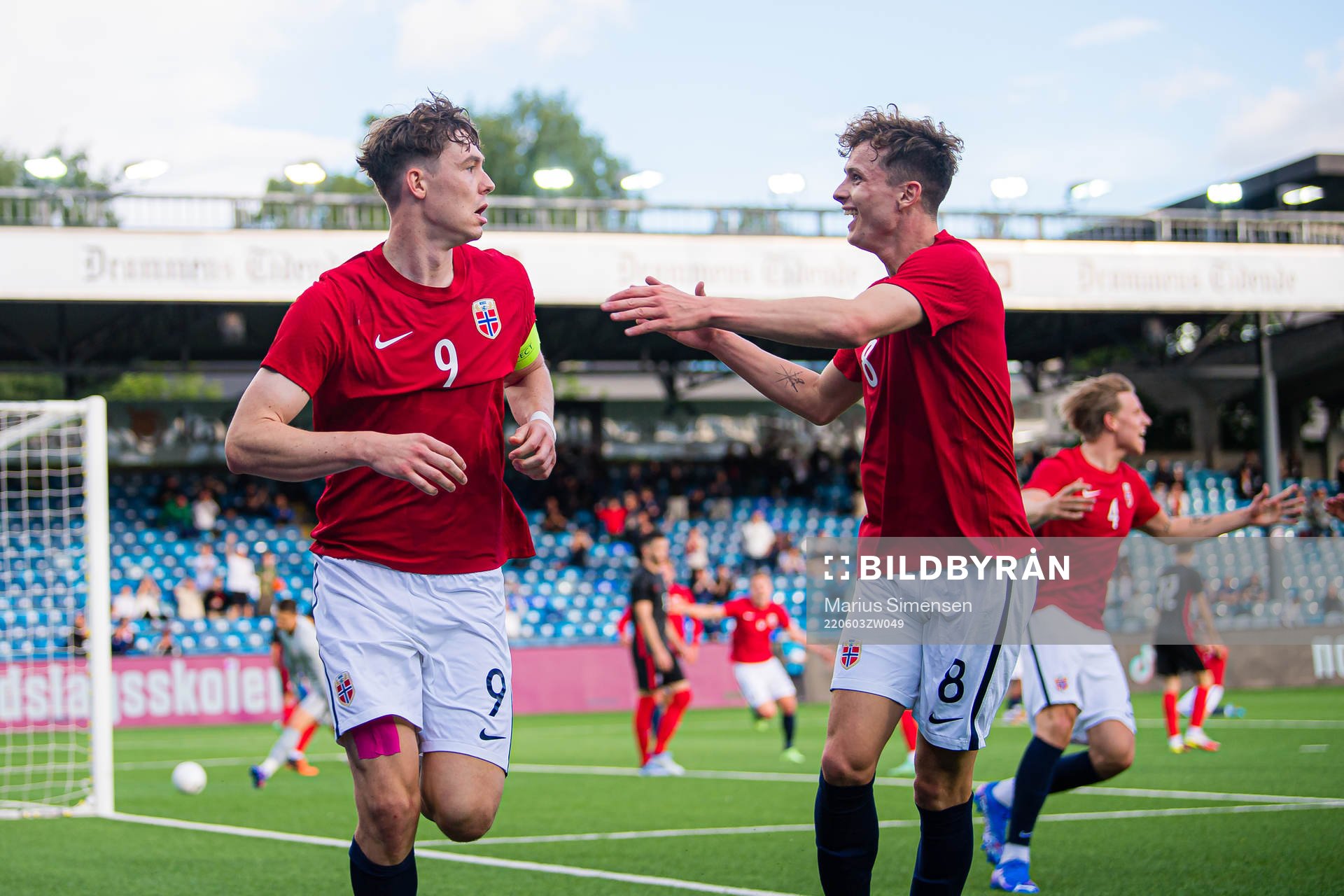 Jørgen Strand Larsen of Norway celebrates