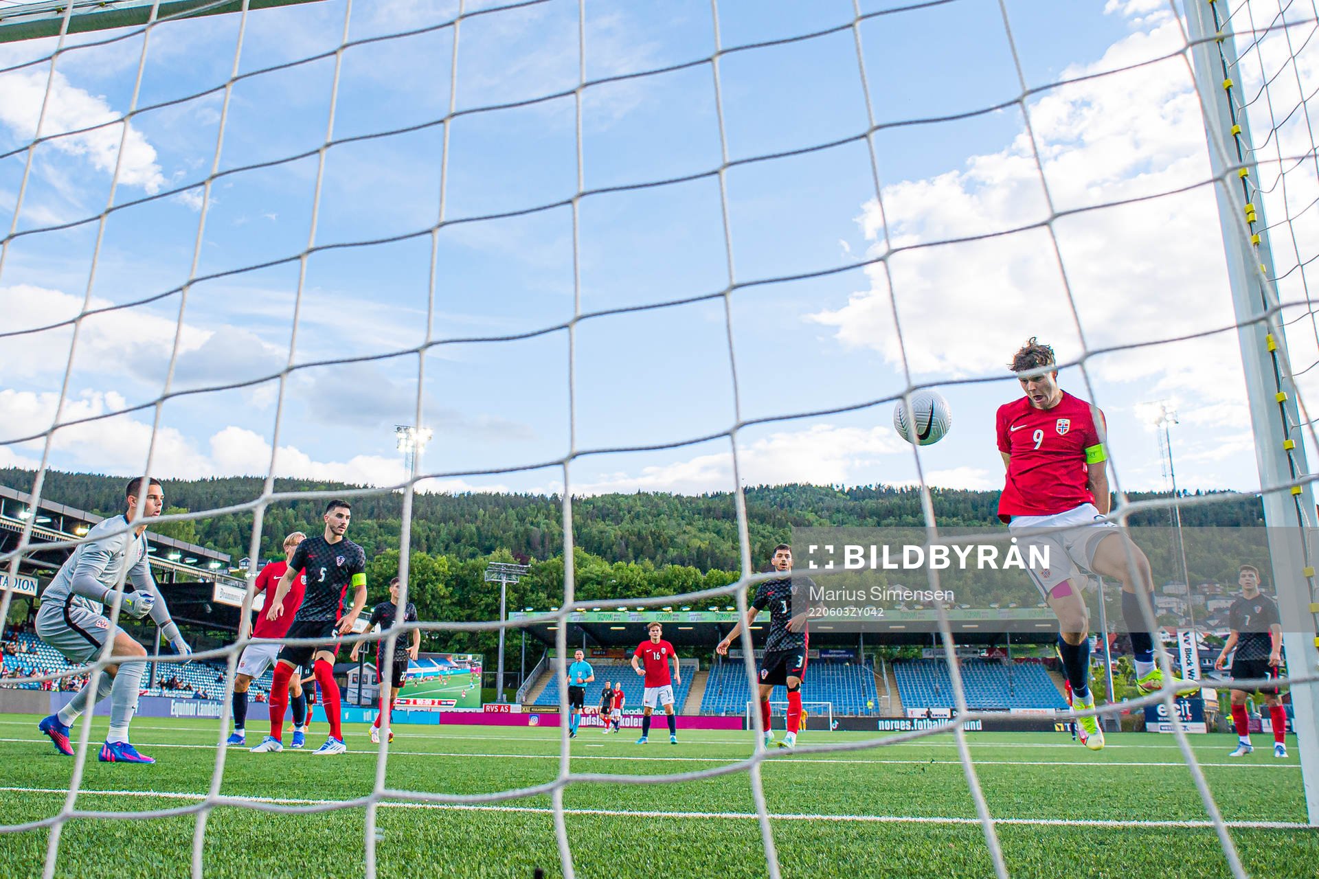 Jørgen Strand Larsen of Norway scores the 3-2 goal